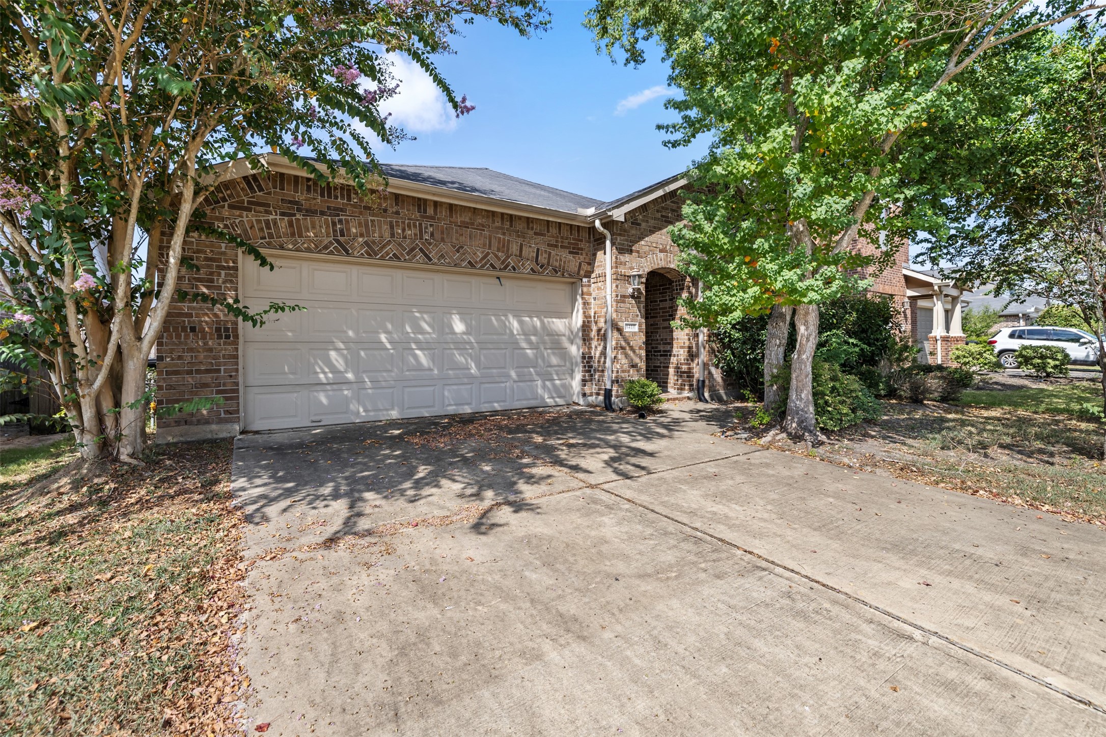 8410 Green Paseo Place Property Photo 2