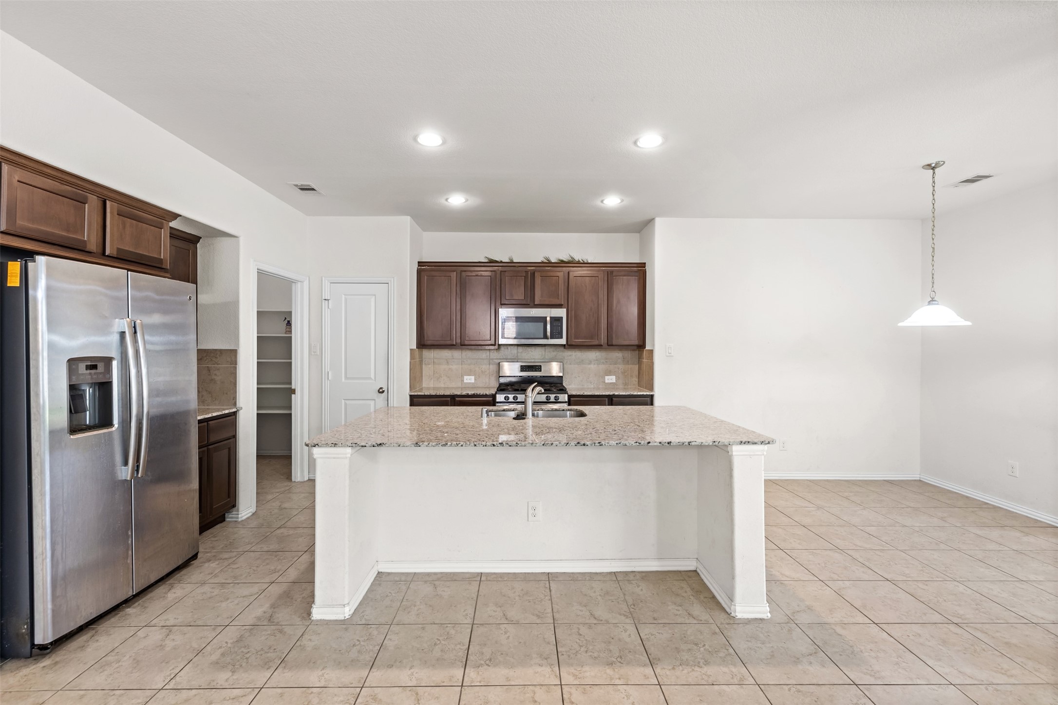 8410 Green Paseo Place Property Photo 9