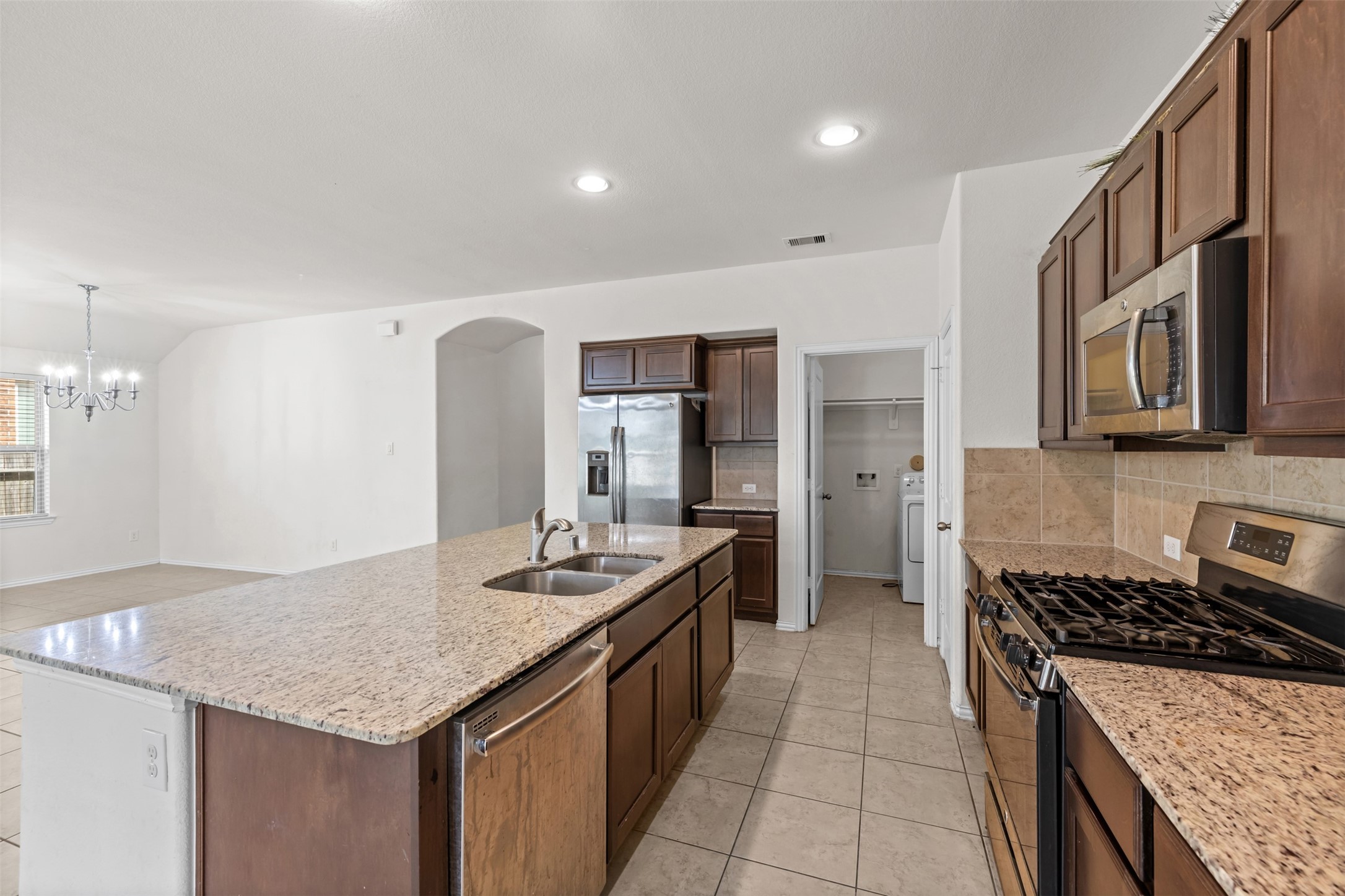 8410 Green Paseo Place Property Photo 10