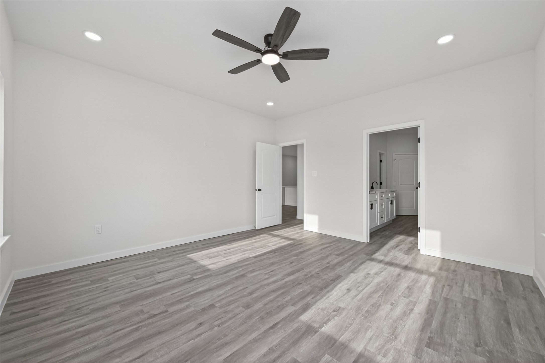 6921 Road 5503 Property Photo 12