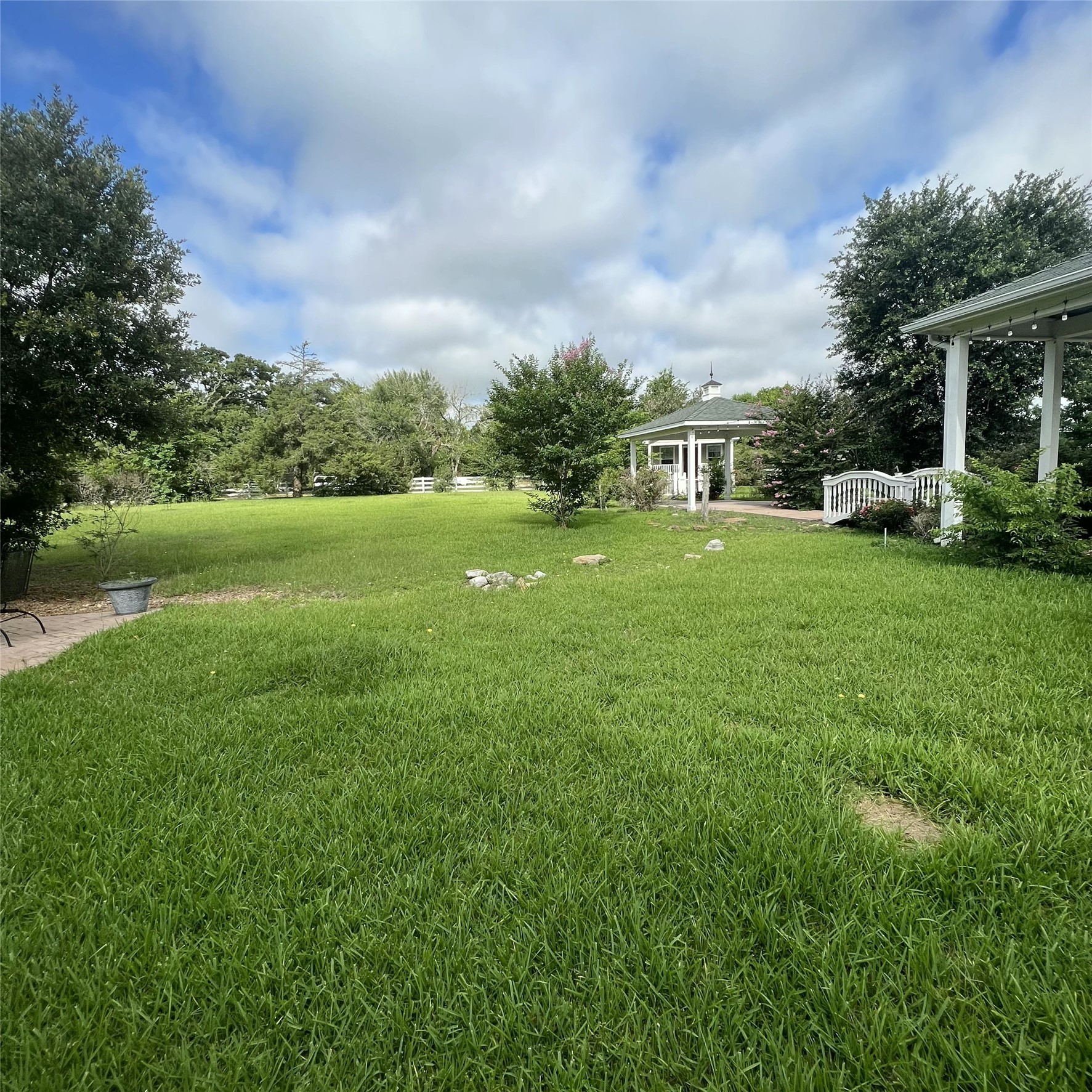9500 Mayfield Avenue E Property Photo 19