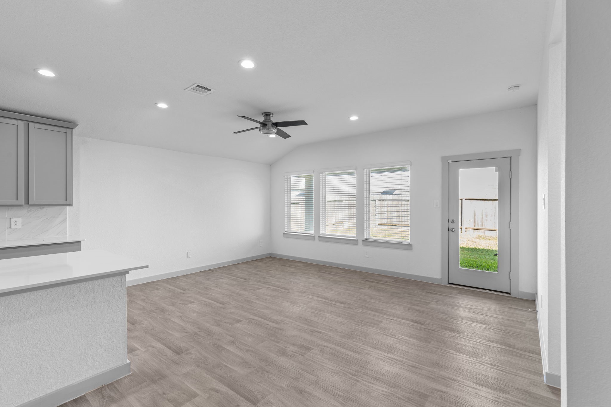 14527 Rain Tree Drive Property Photo 17