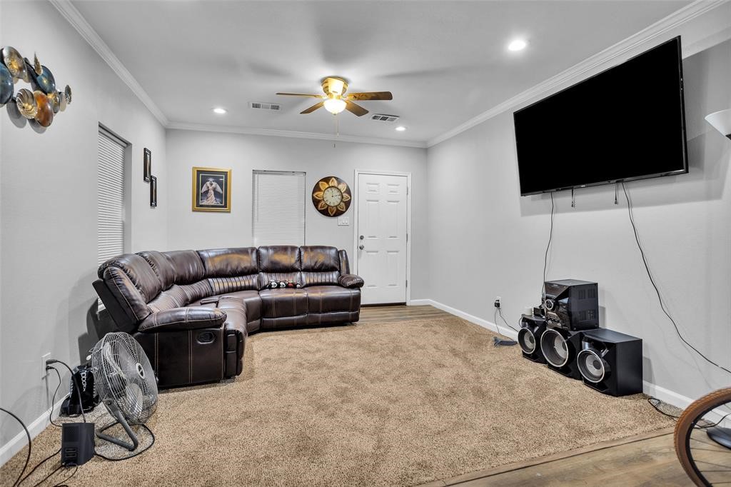 4126 Sayers Street Property Photo 2
