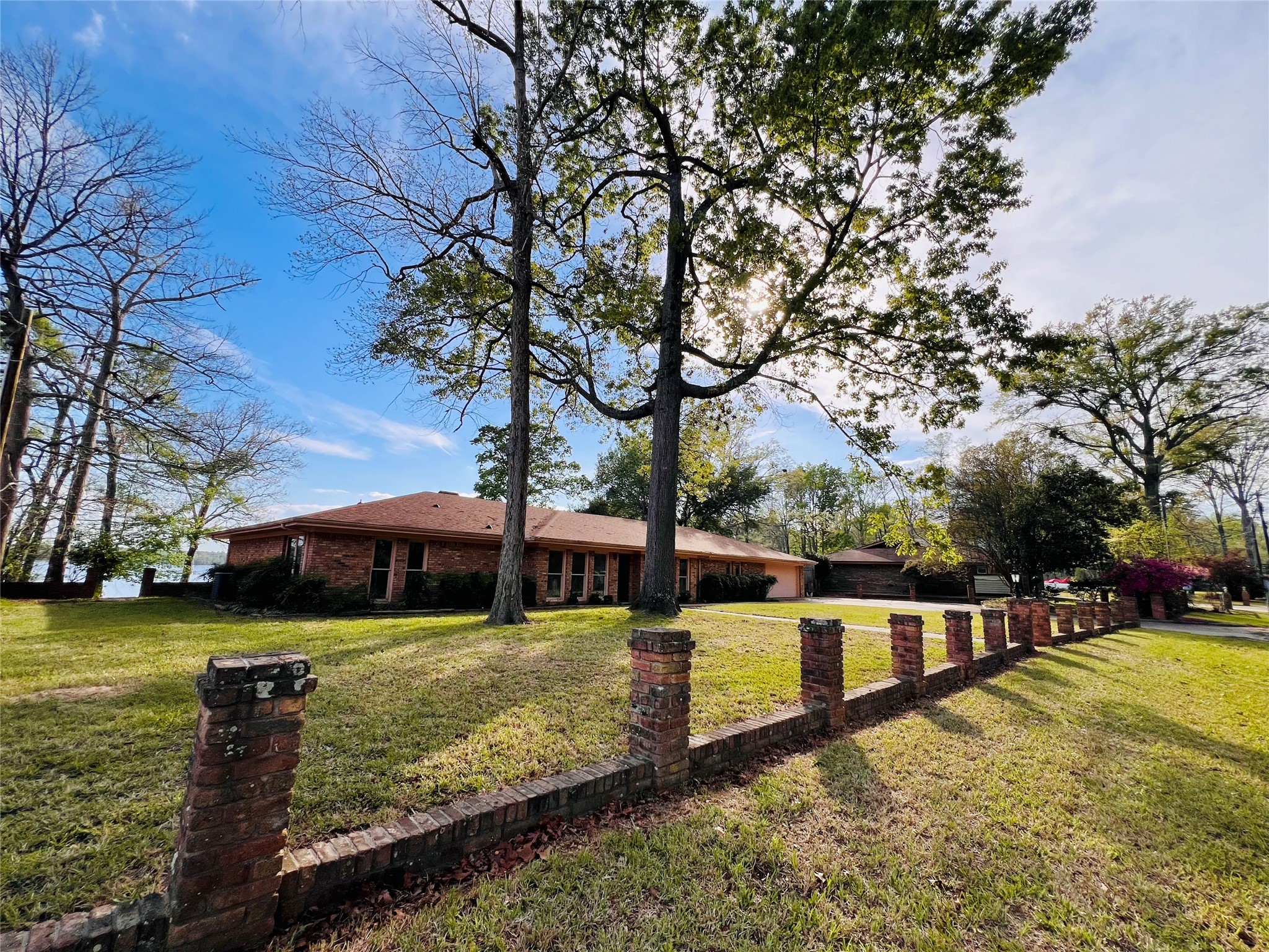 204 Primrose Lane Property Photo 4