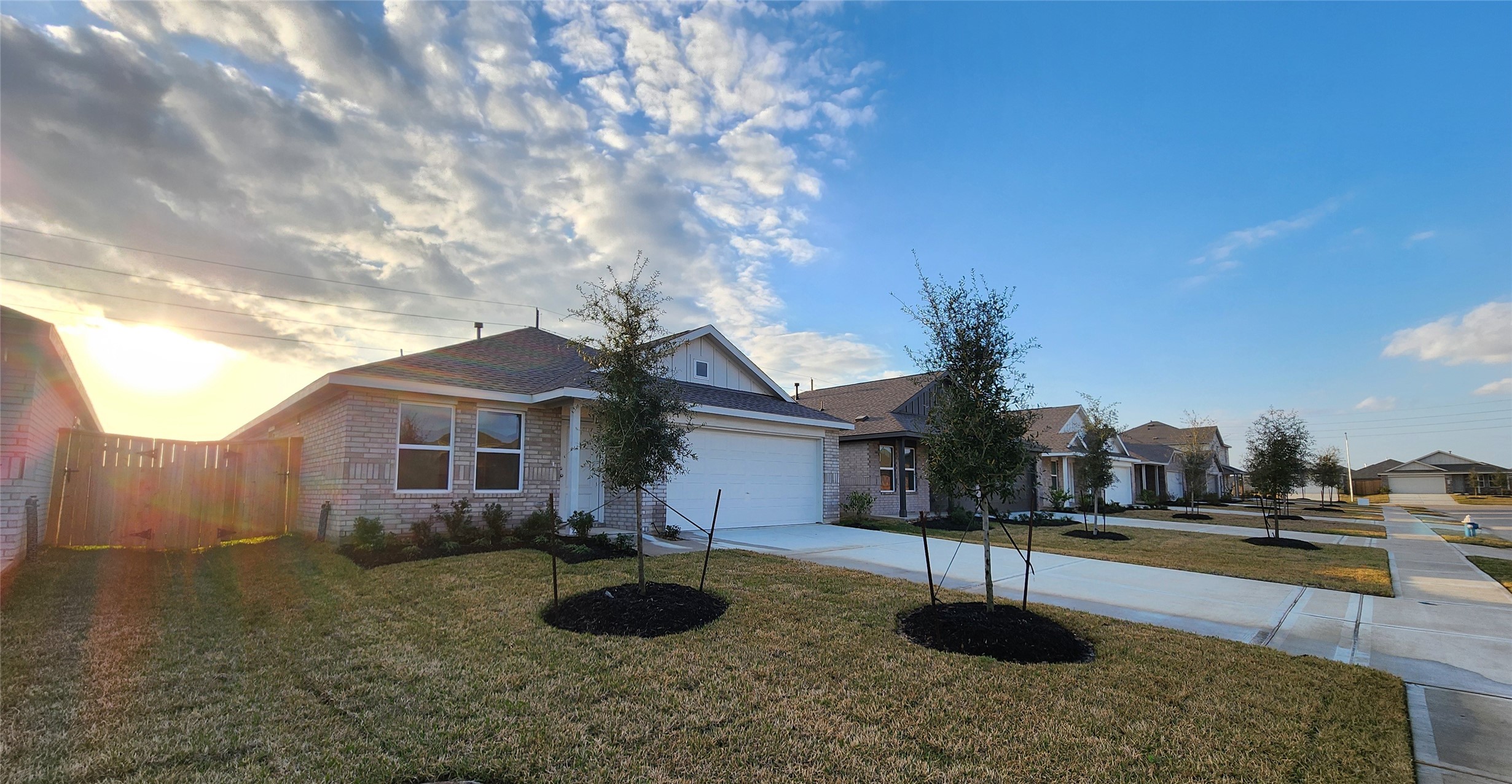 6615 Sassafras Green Drive Property Photo 2
