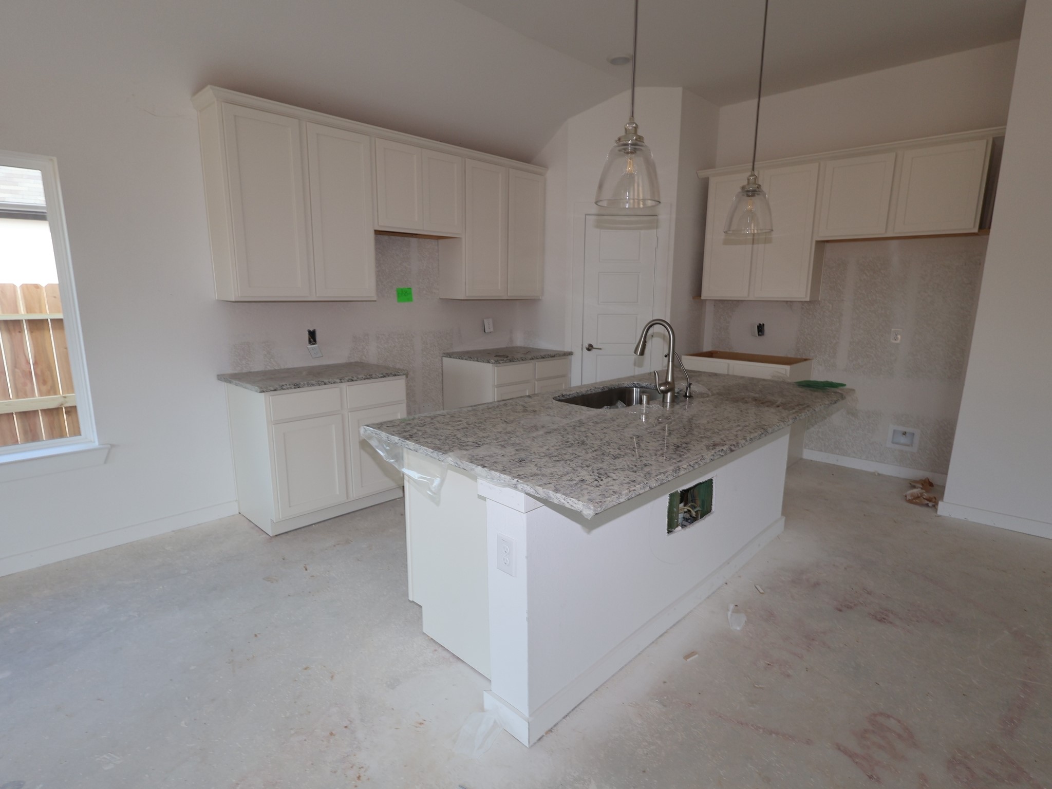 1373 Blue Moon Lane Property Photo 4