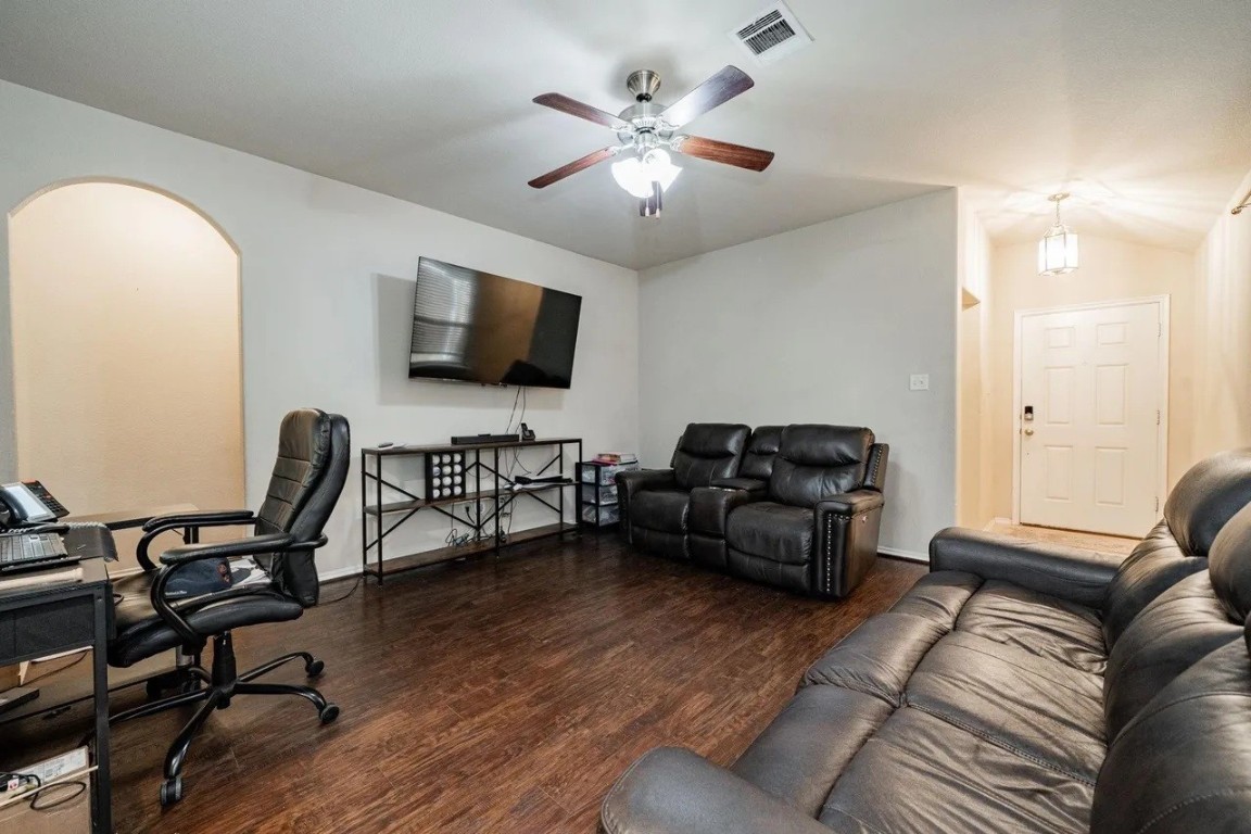 4035 Merriman Drive Property Photo 3