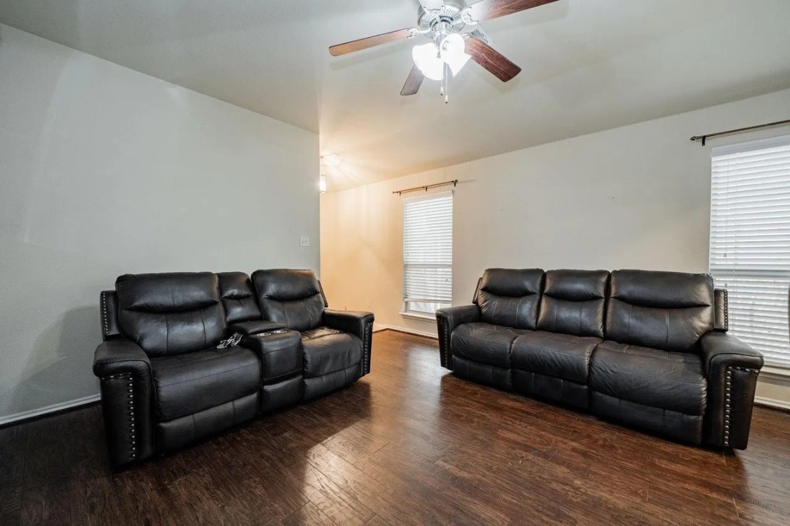 4035 Merriman Drive Property Photo 5