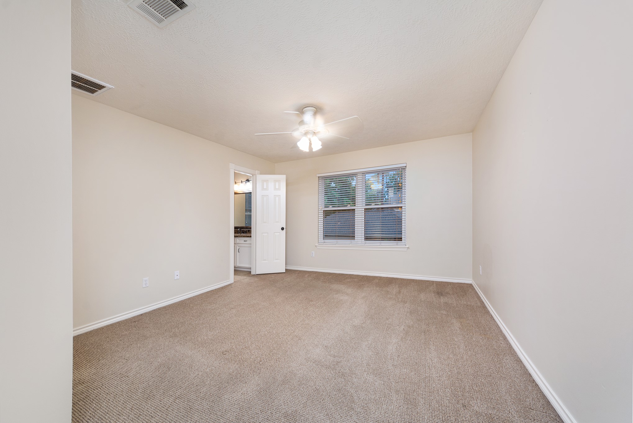 13338 Oddom Court Property Photo 18
