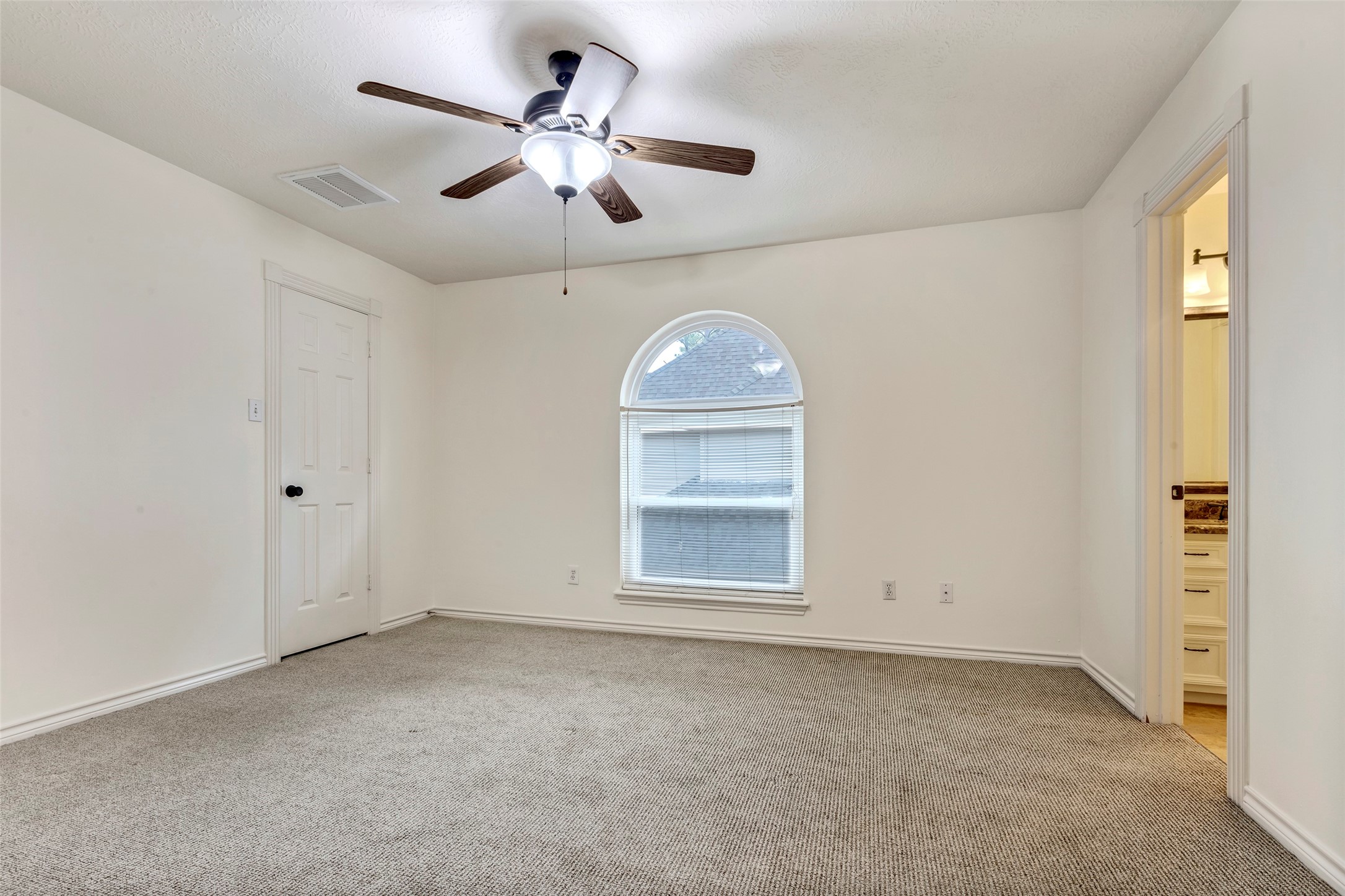 13338 Oddom Court Property Photo 25