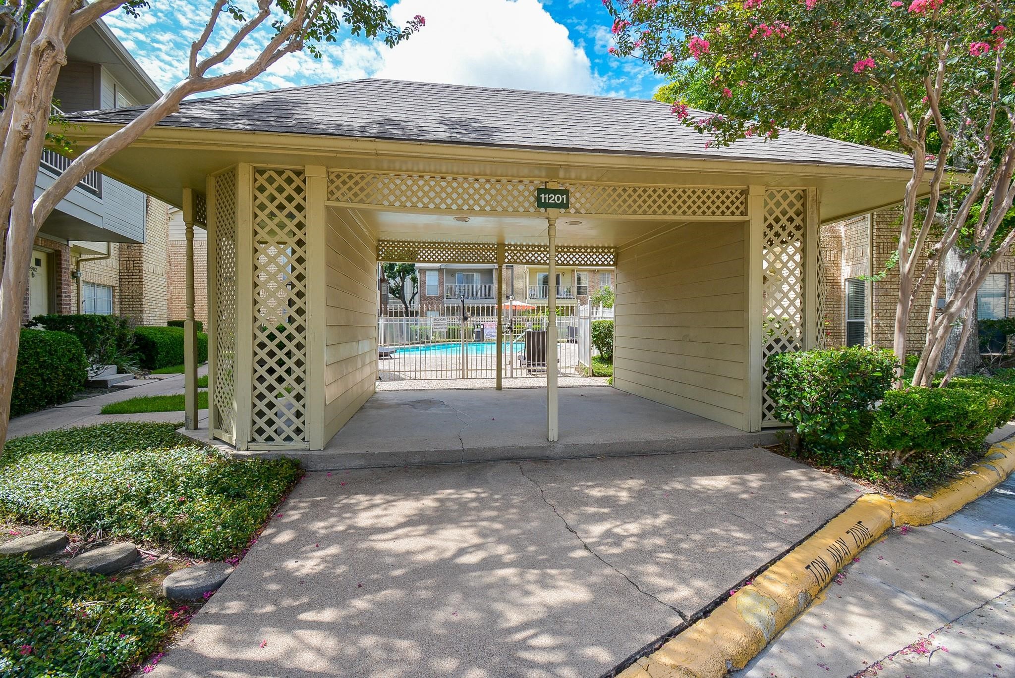 11201 Lynbrook Drive 3503 Property Photo 16