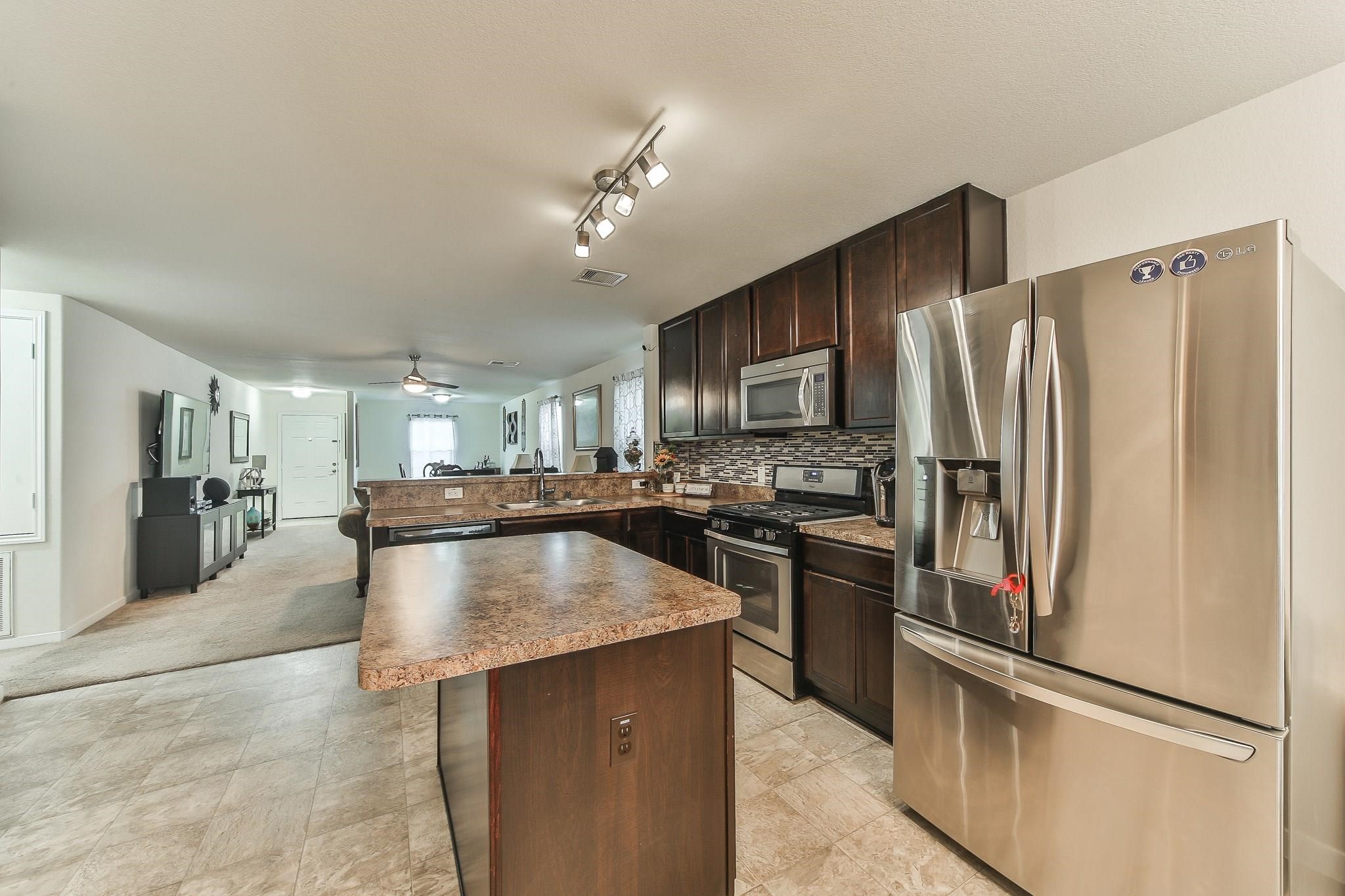 15411 Sienna Peak Lane Property Photo 9