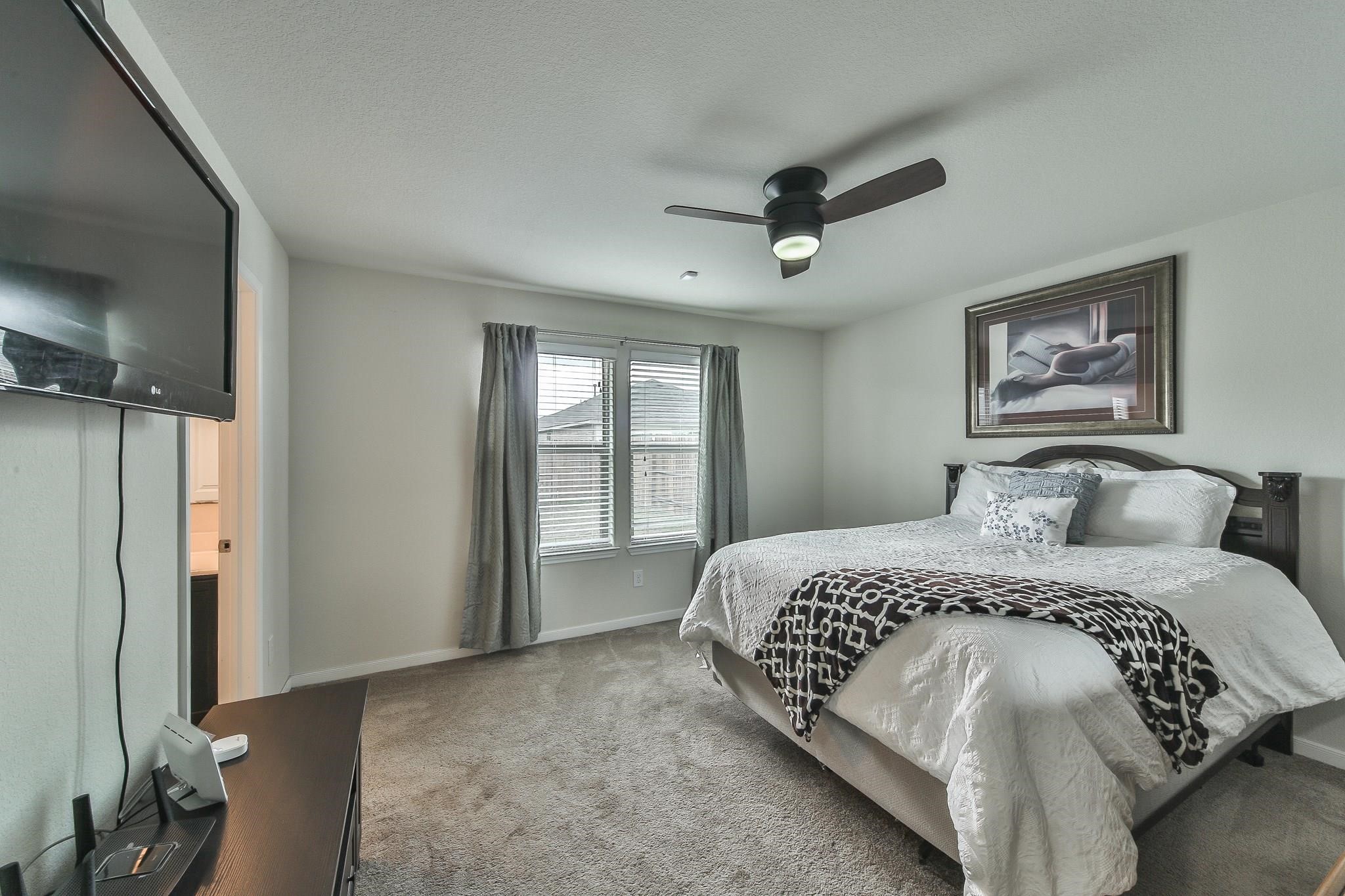 15411 Sienna Peak Lane Property Photo 12
