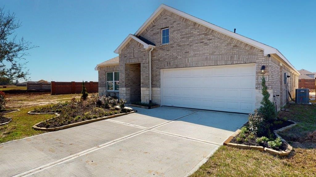 12611 Canyon Falls Boulevard Property Photo 2