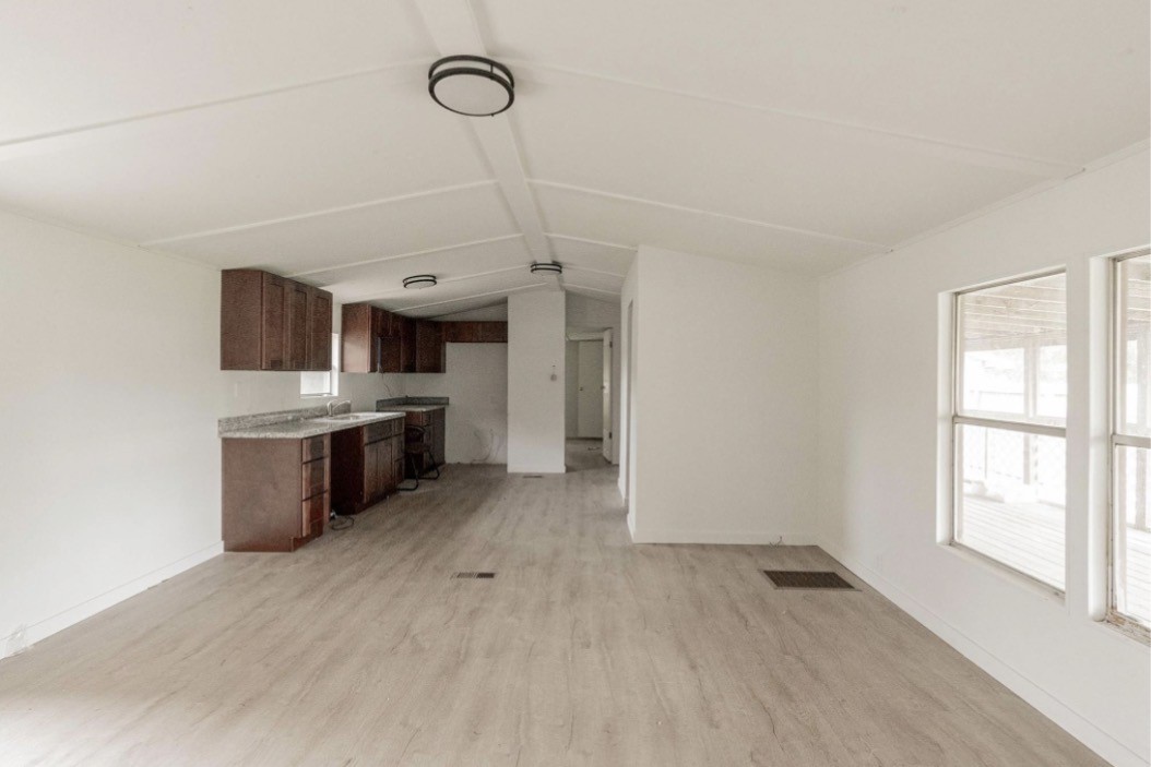 2422 Avilion Court Property Photo 4