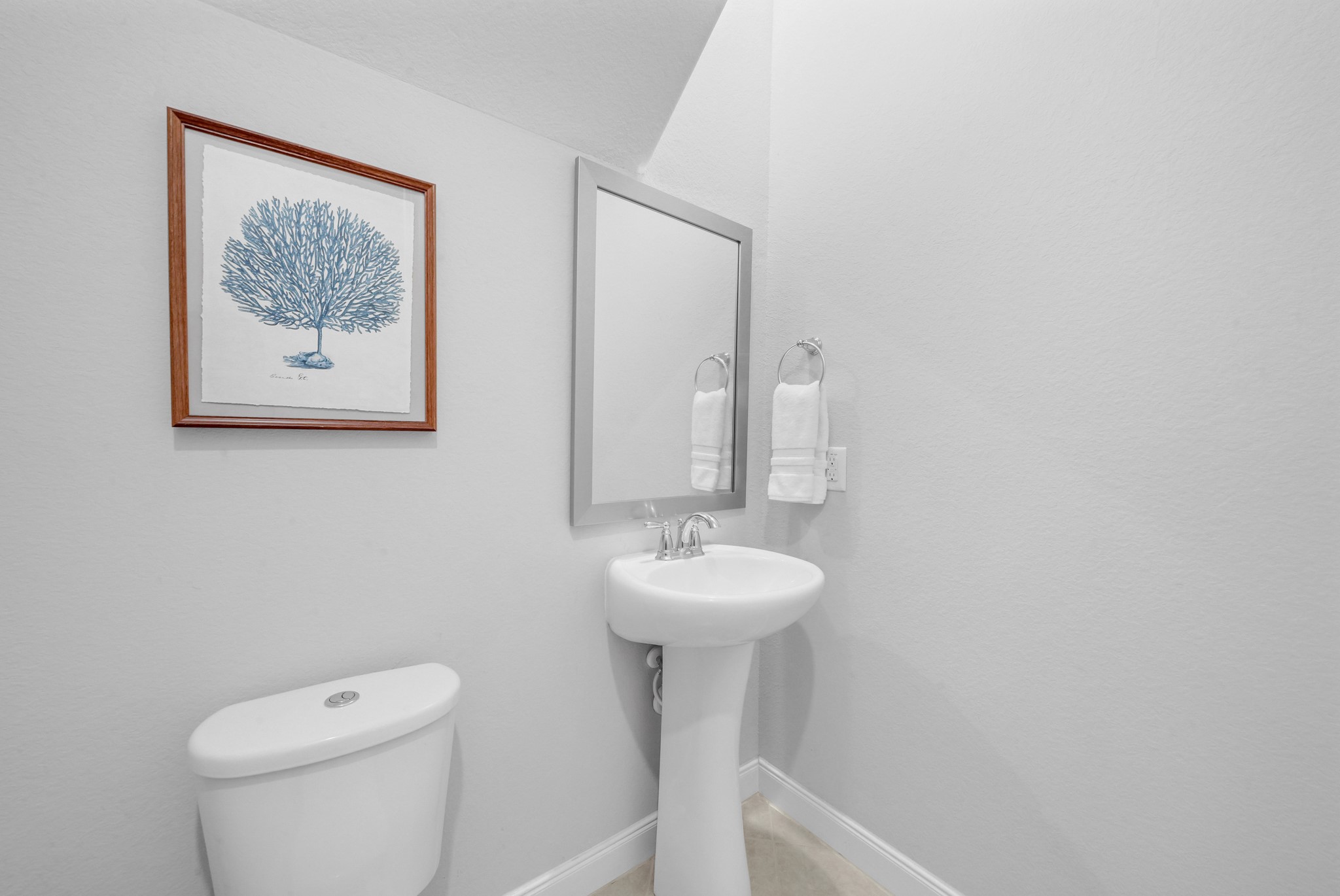 7308 Lake View Terrace Drive Property Photo 4