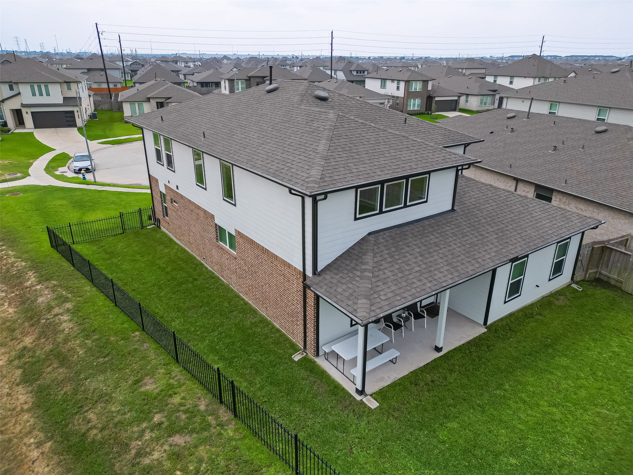 22502 Modica Rift Lane Property Photo 36