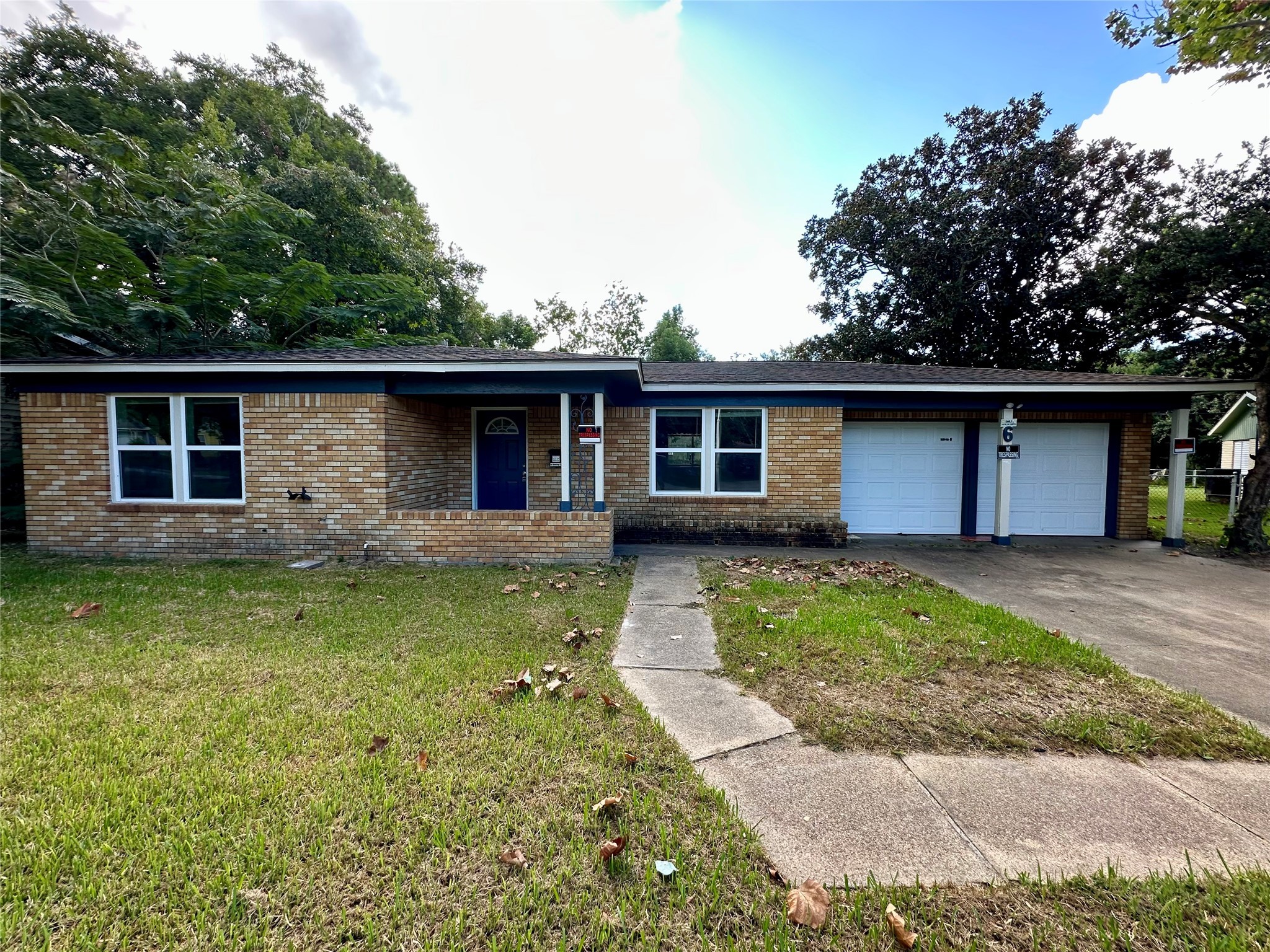 6 Southlawn Circle Property Photo 2