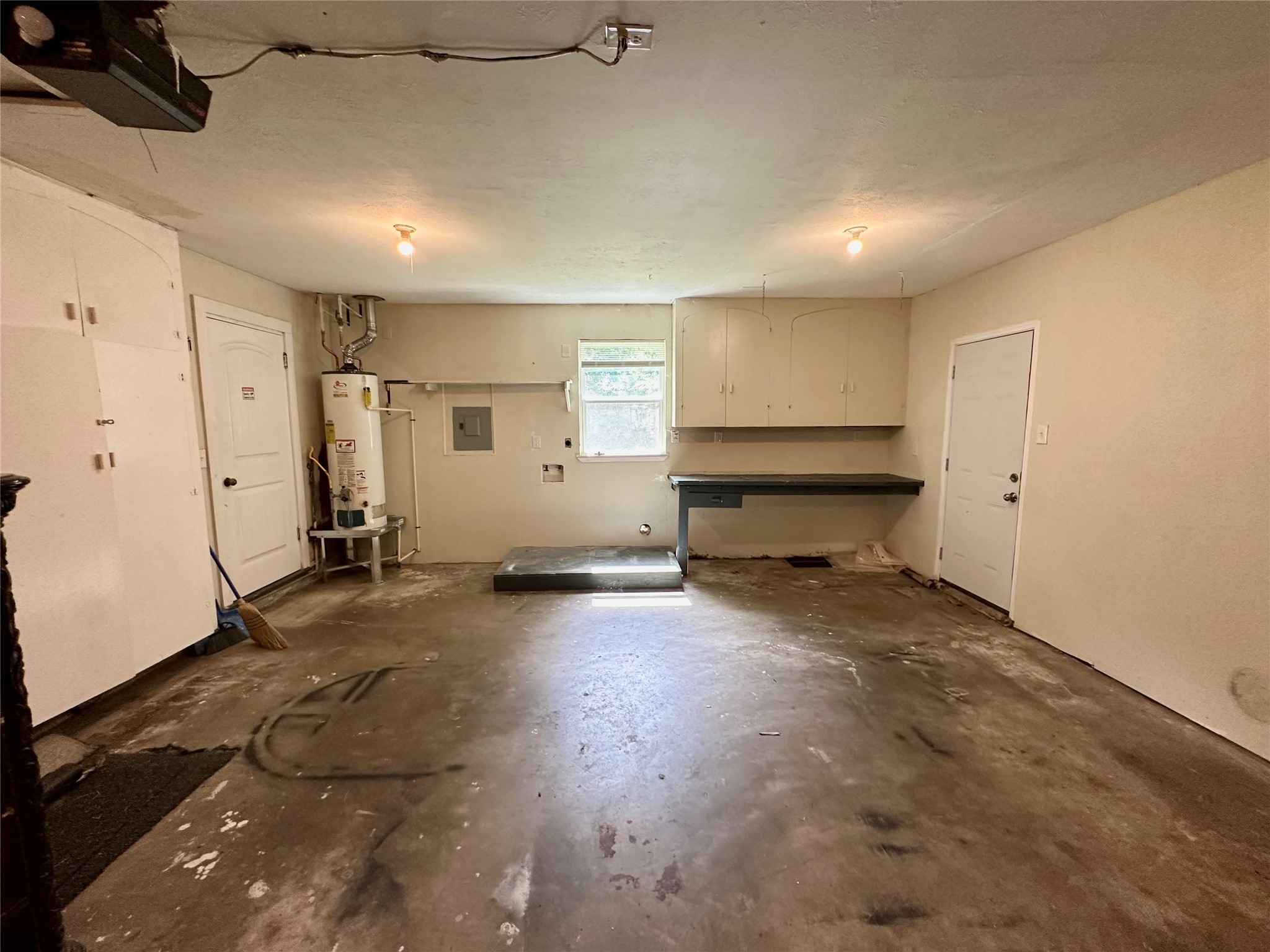 6 Southlawn Circle Property Photo 11