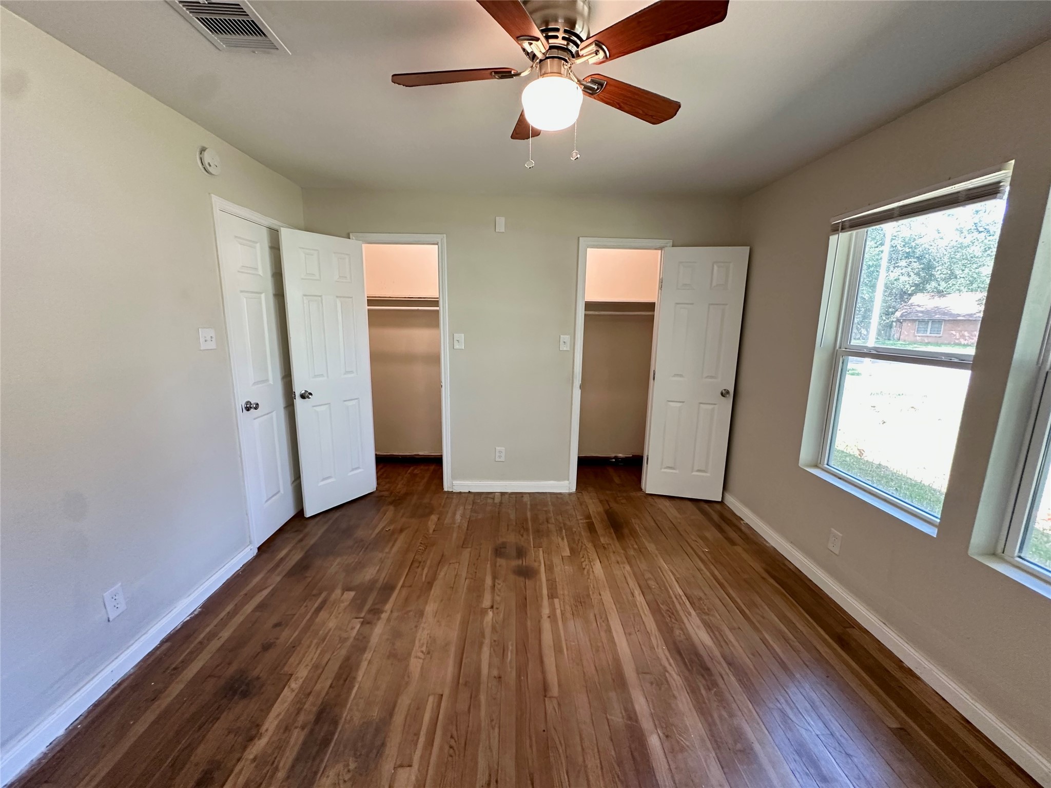 6 Southlawn Circle Property Photo 17
