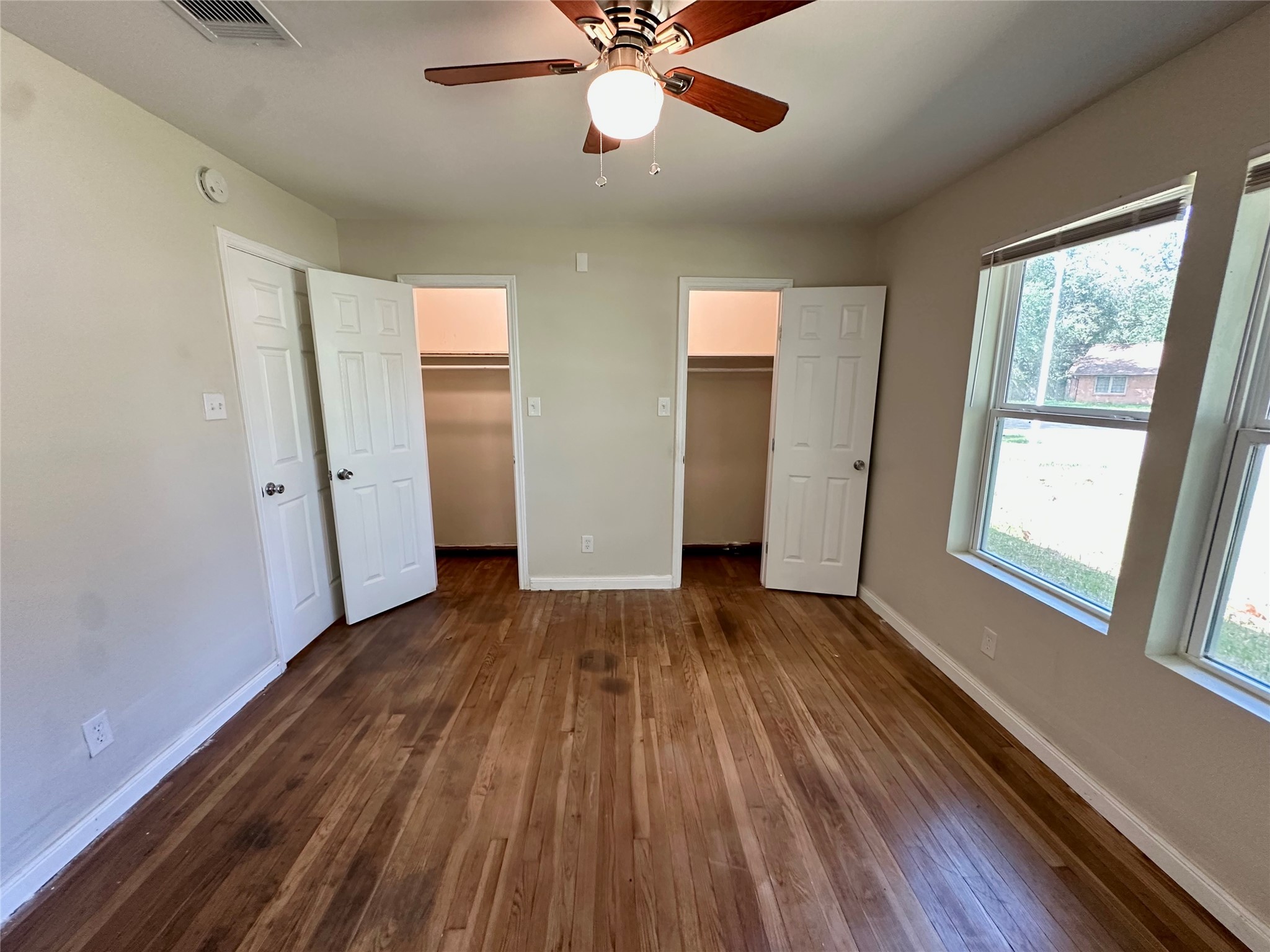 6 Southlawn Circle Property Photo 18