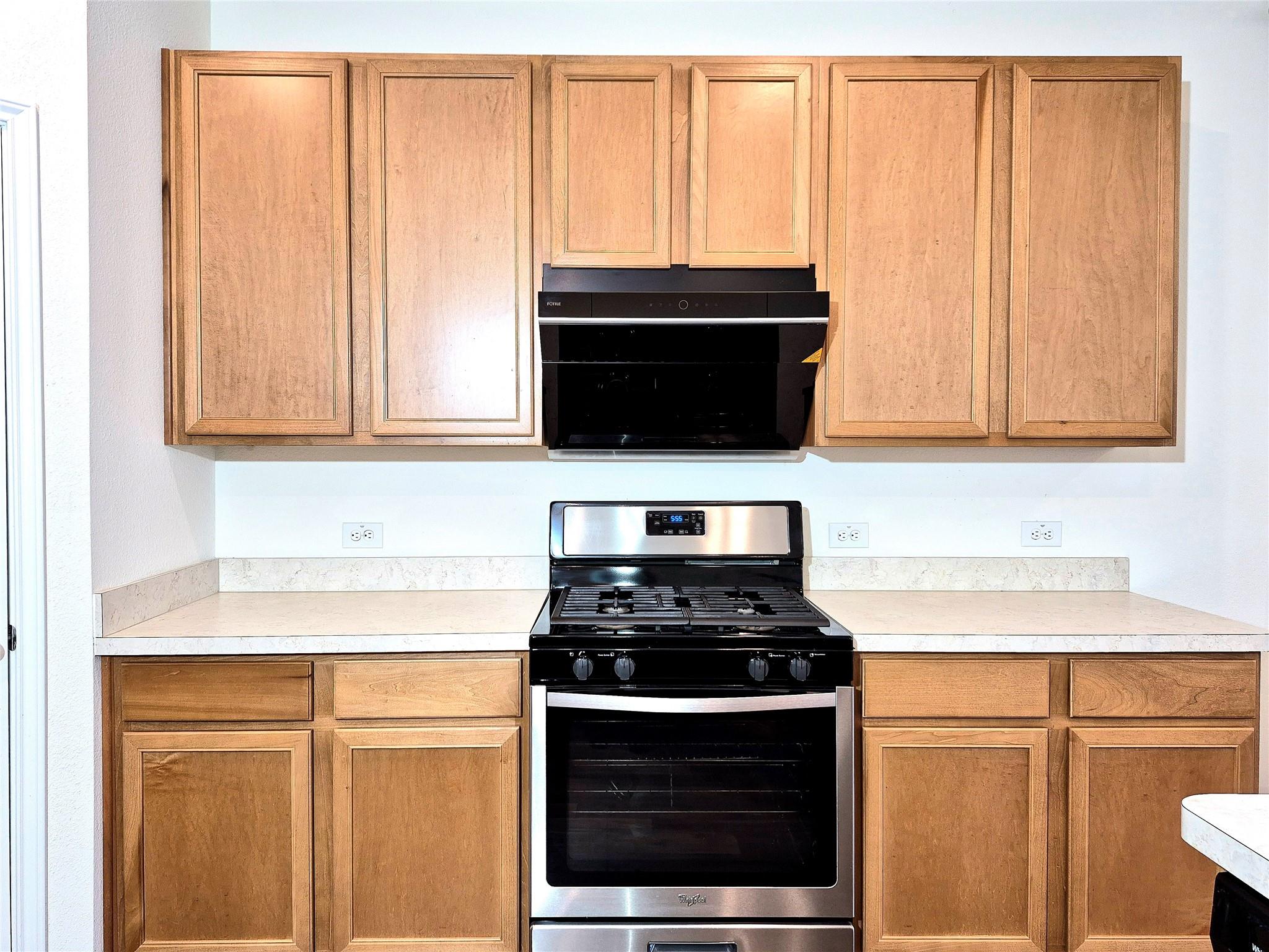 6111 Whitewing Road Property Photo 7
