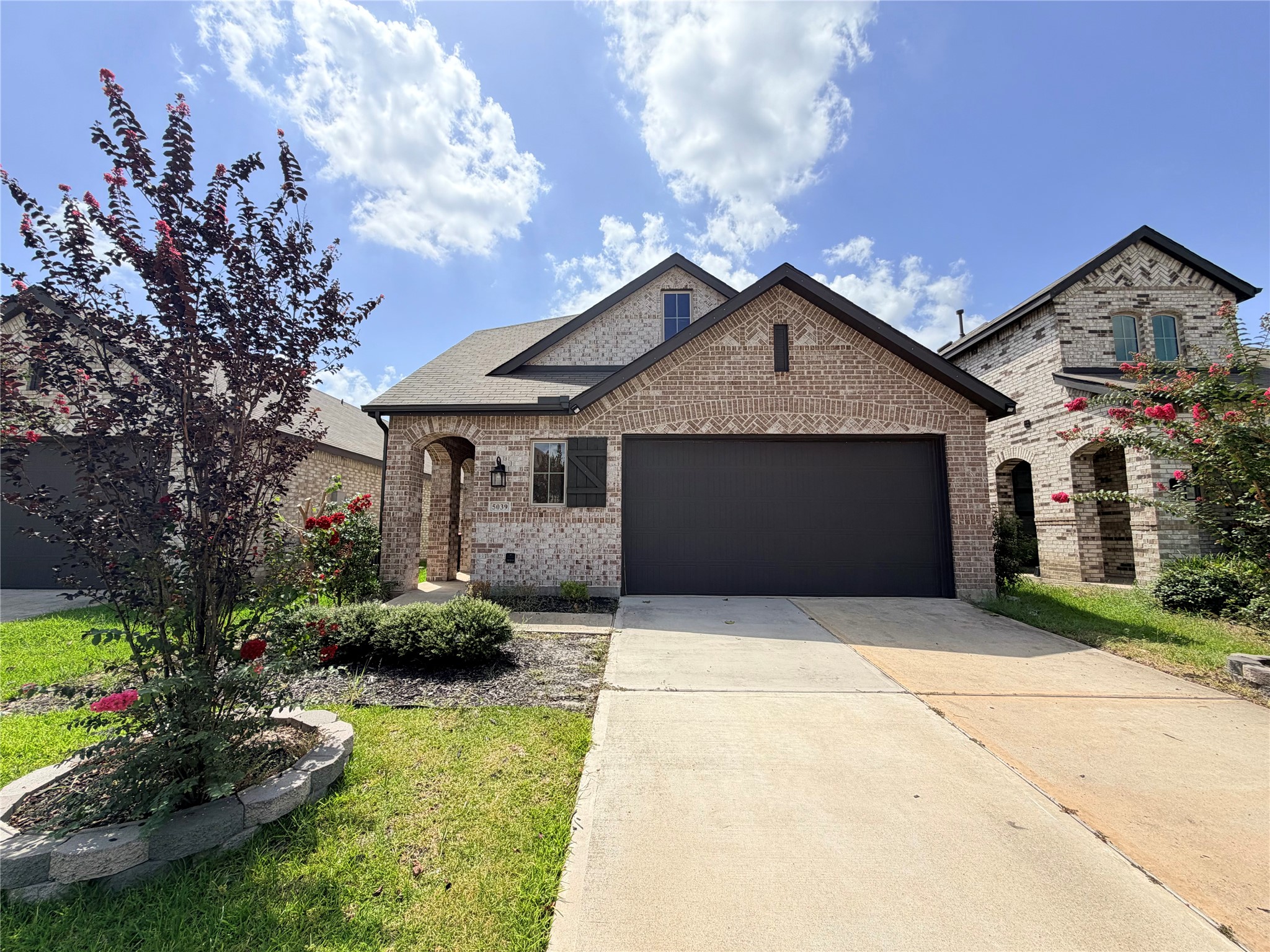 5039 Aspen Orchard Drive Property Photo 1