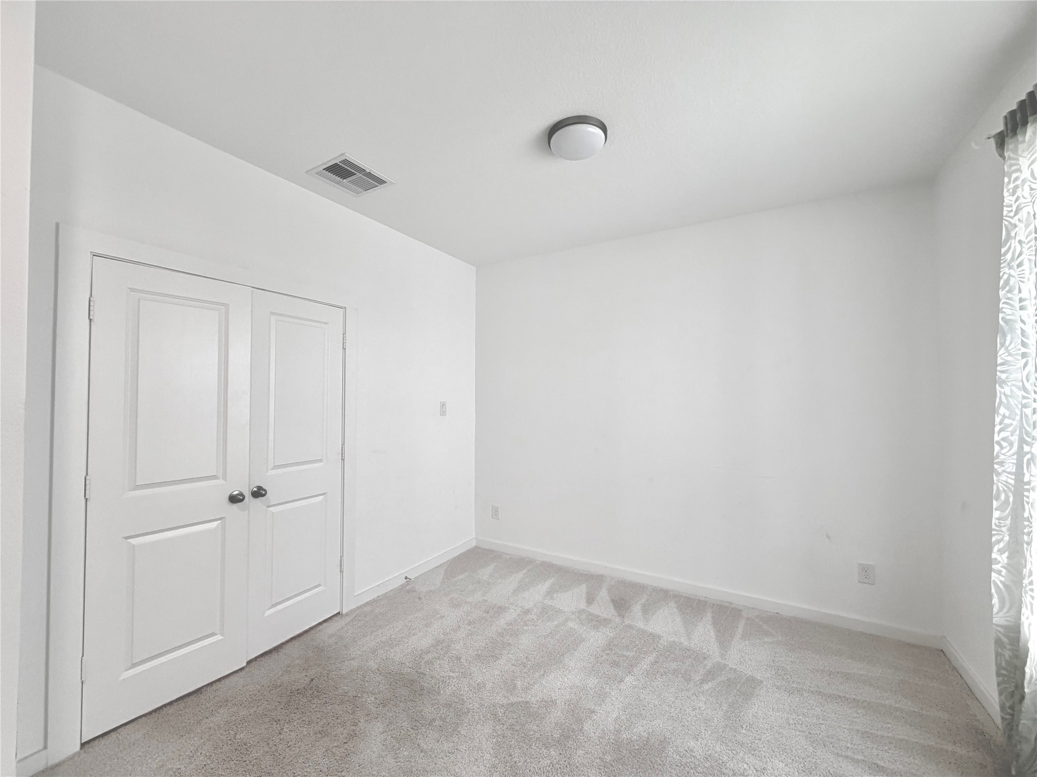 5039 Aspen Orchard Drive Property Photo 9