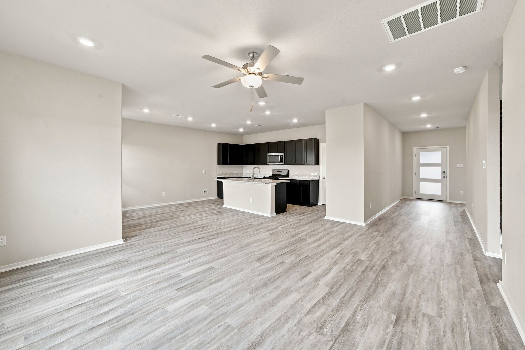 6711 Pebble Bluff Court Property Photo 15