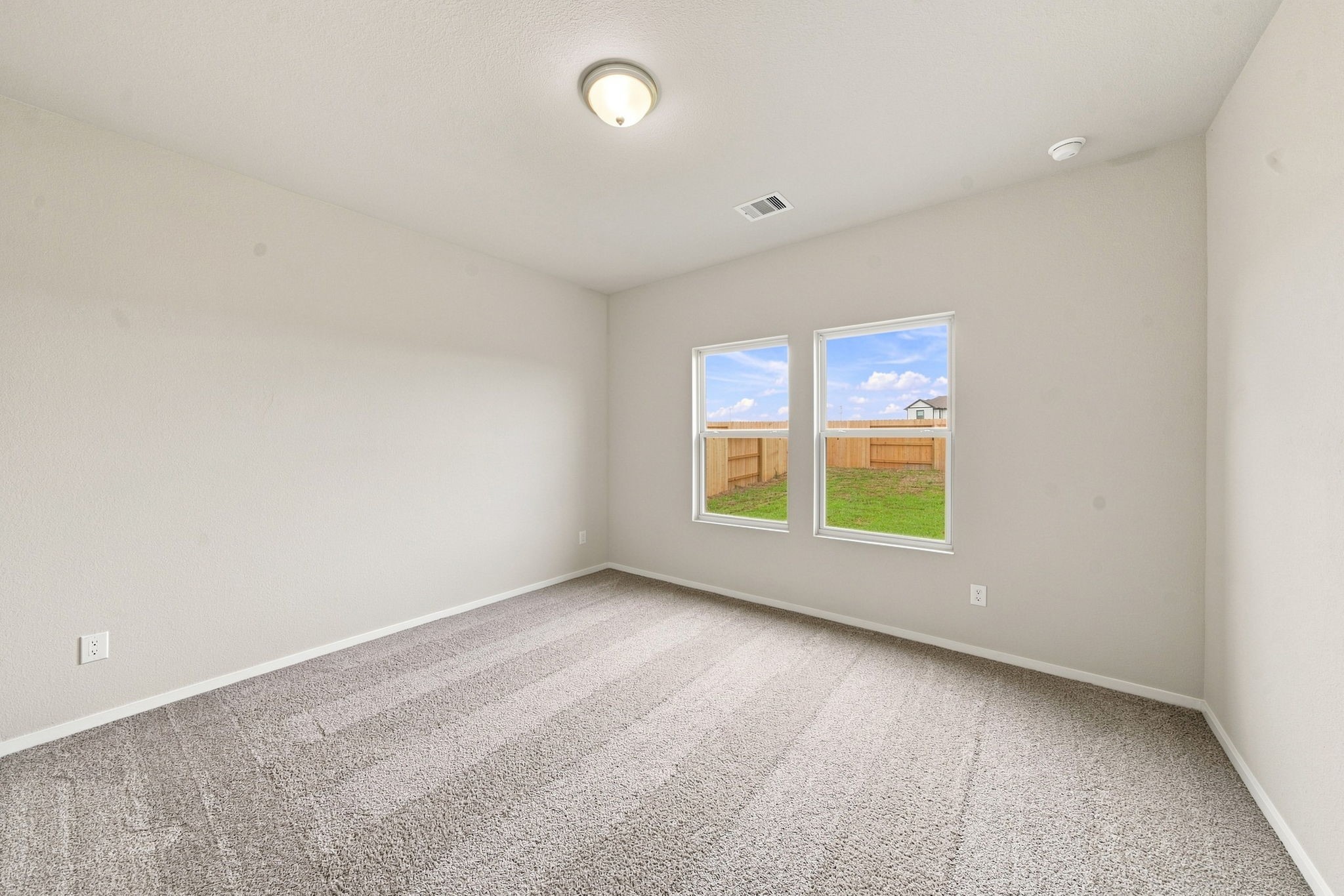 6711 Pebble Bluff Court Property Photo 18