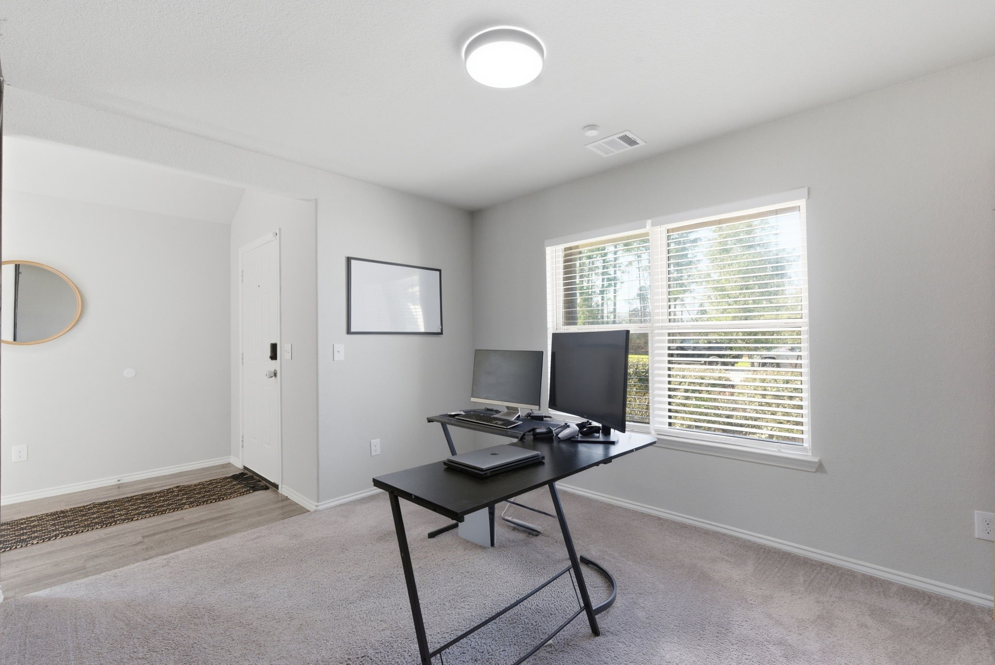 8027 Dauntless Drive Property Photo 16