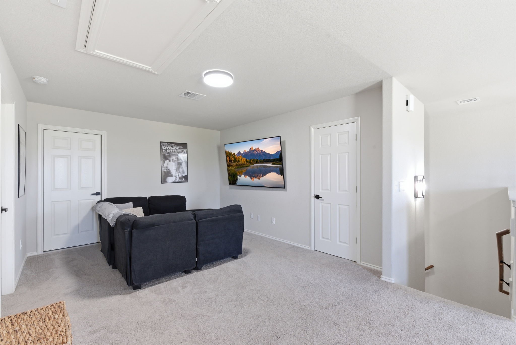 8027 Dauntless Drive Property Photo 28