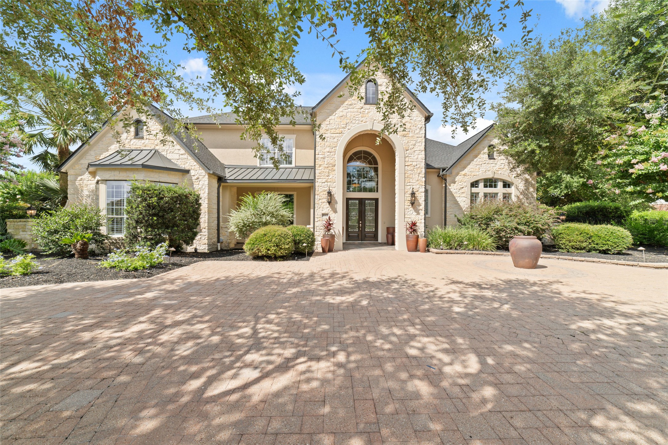 16603 Hamilton Park Drive Property Photo 1