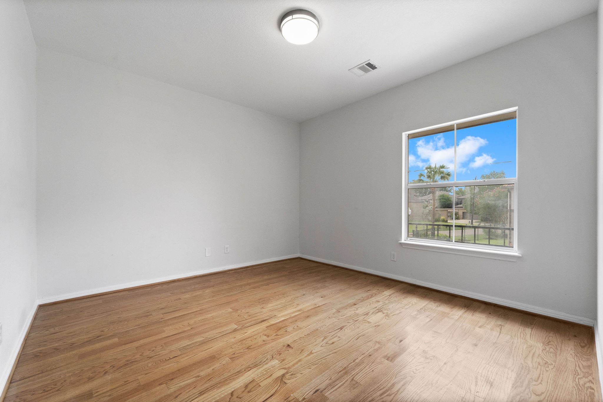 309 Lakeside Lane Property Photo 13