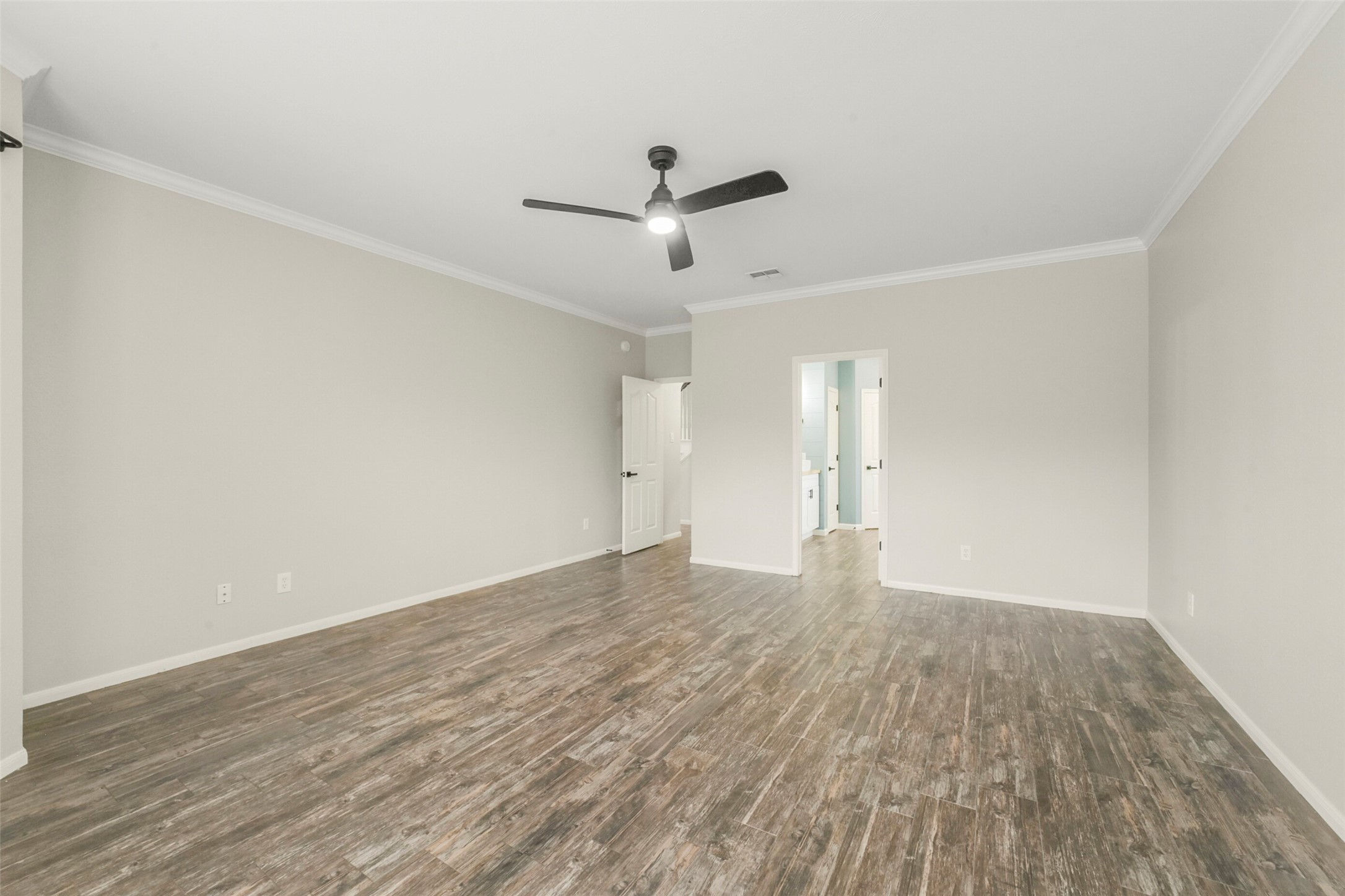 15730 Lake Loop Drive Property Photo 22