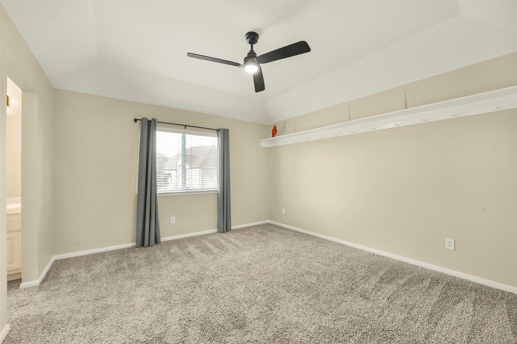 15730 Lake Loop Drive Property Photo 31