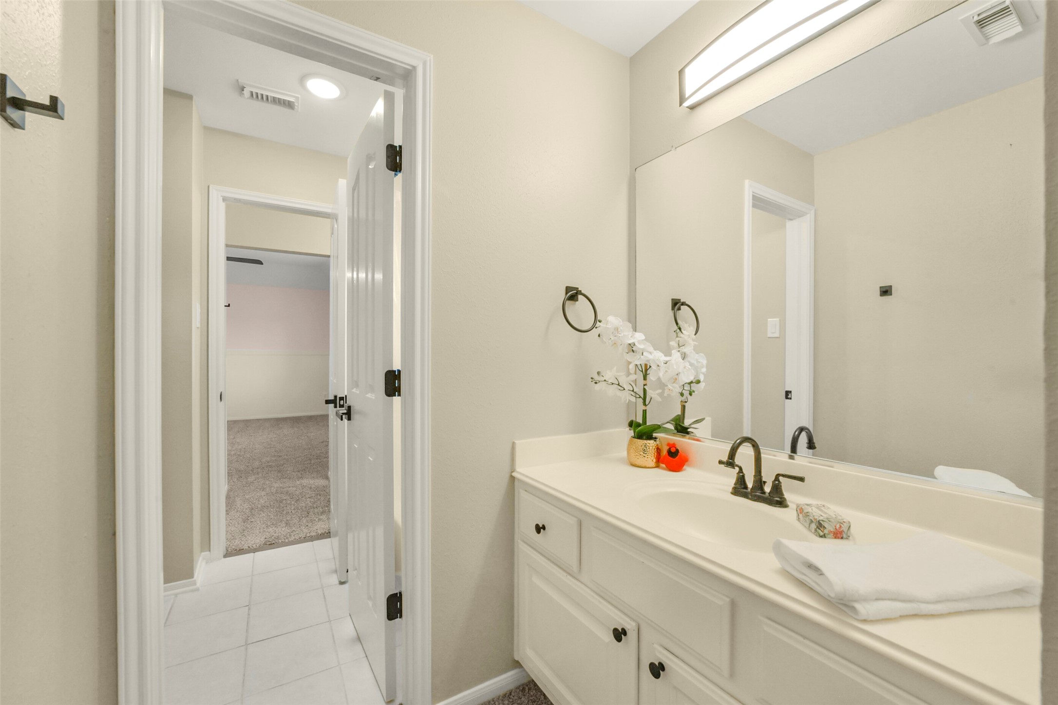 15730 Lake Loop Drive Property Photo 33