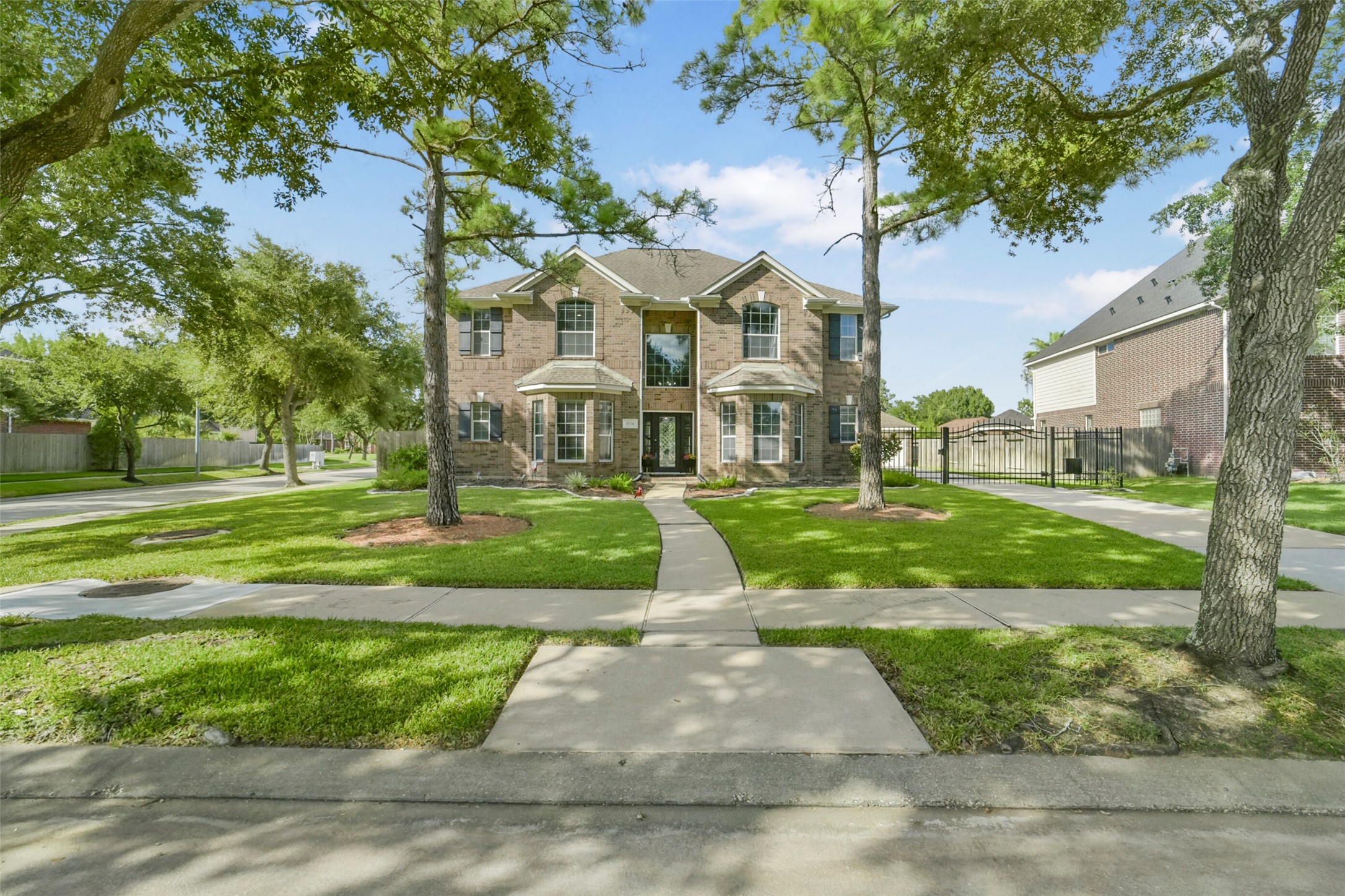 15730 Lake Loop Drive Property Photo 38