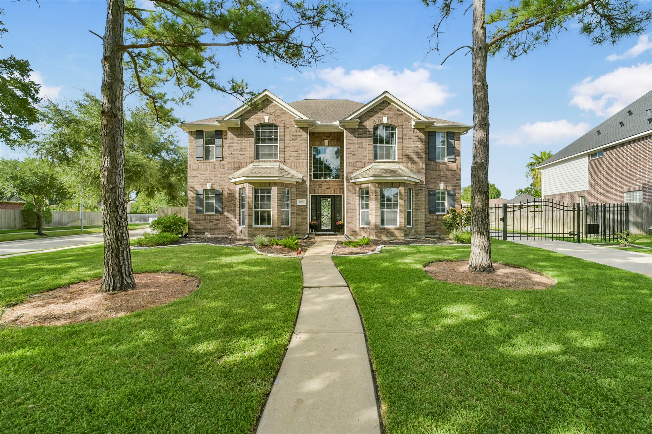 15730 Lake Loop Drive Property Photo 39