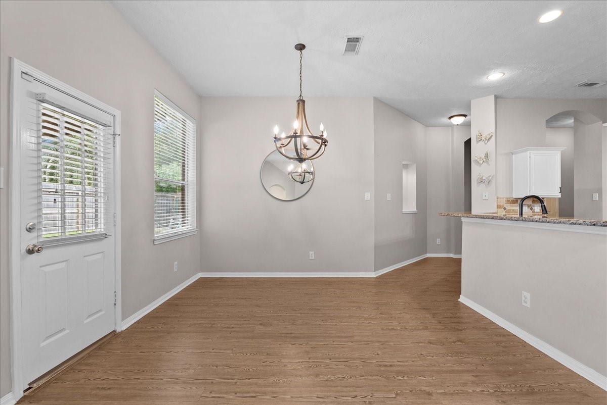 407 Crimson Coast Drive Property Photo 15