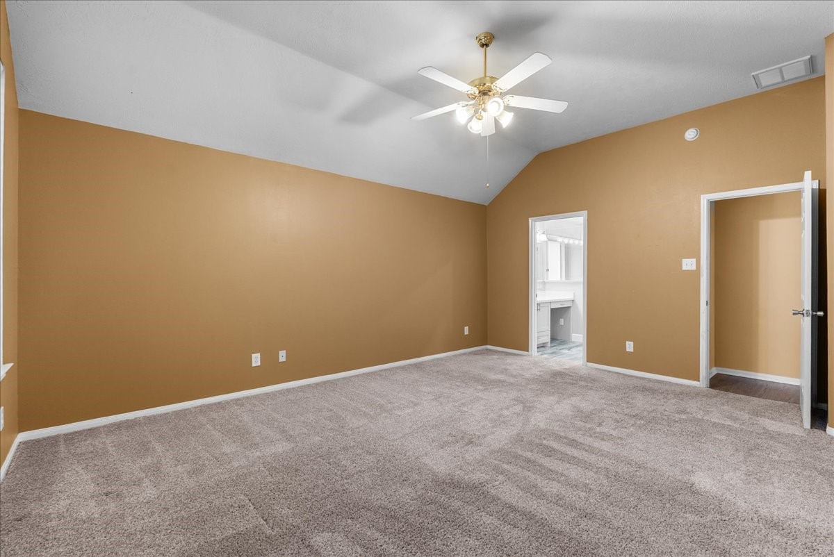 407 Crimson Coast Drive Property Photo 22