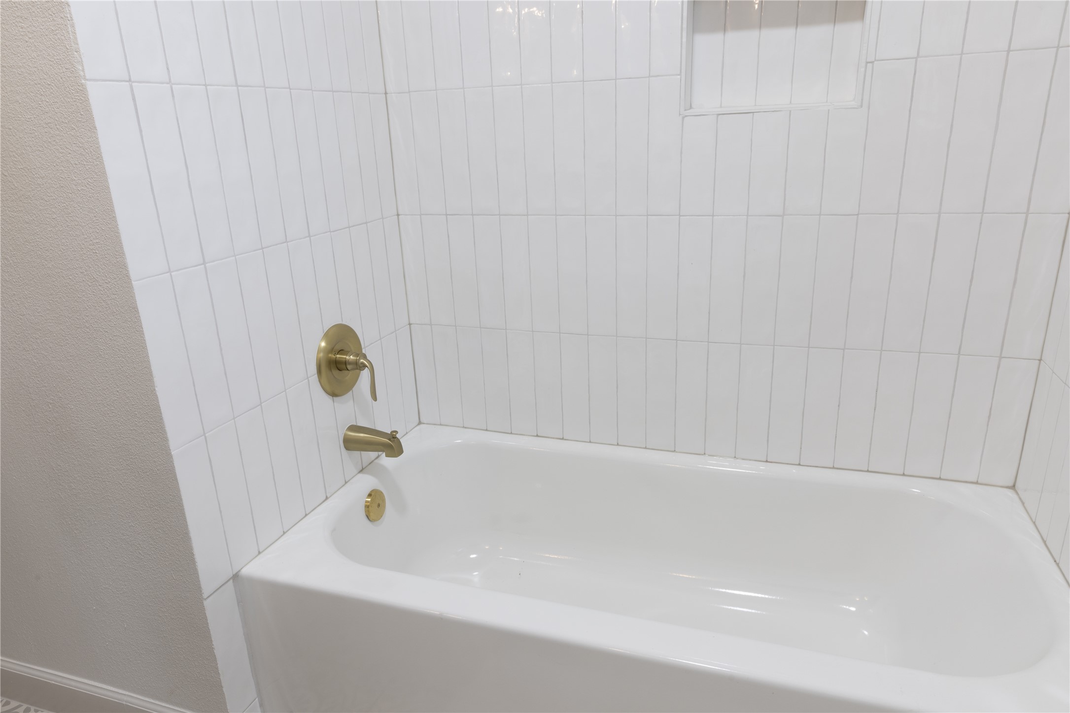 1003 Carlee Drive Property Photo 12