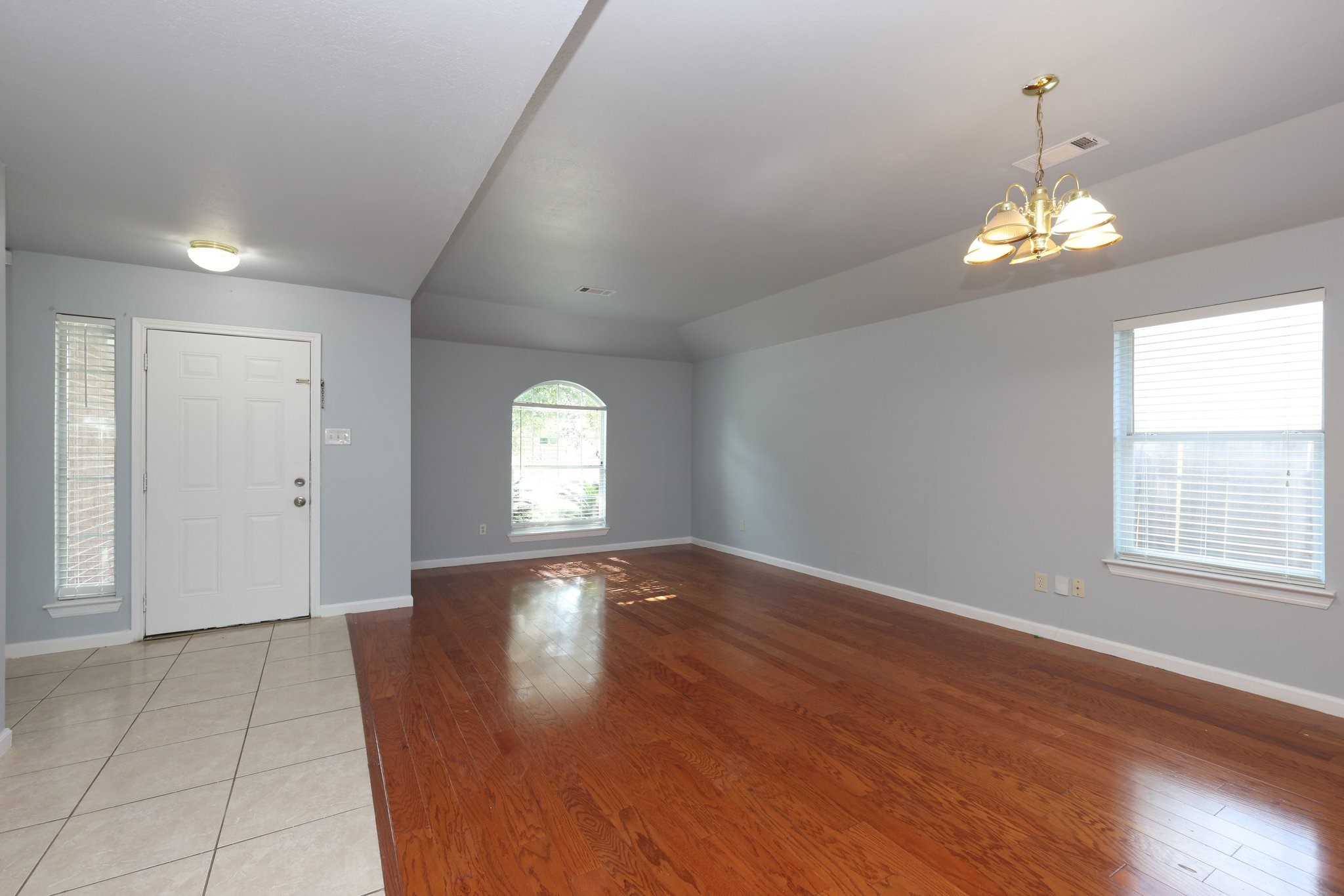 7430 Pouter Drive Property Photo 3