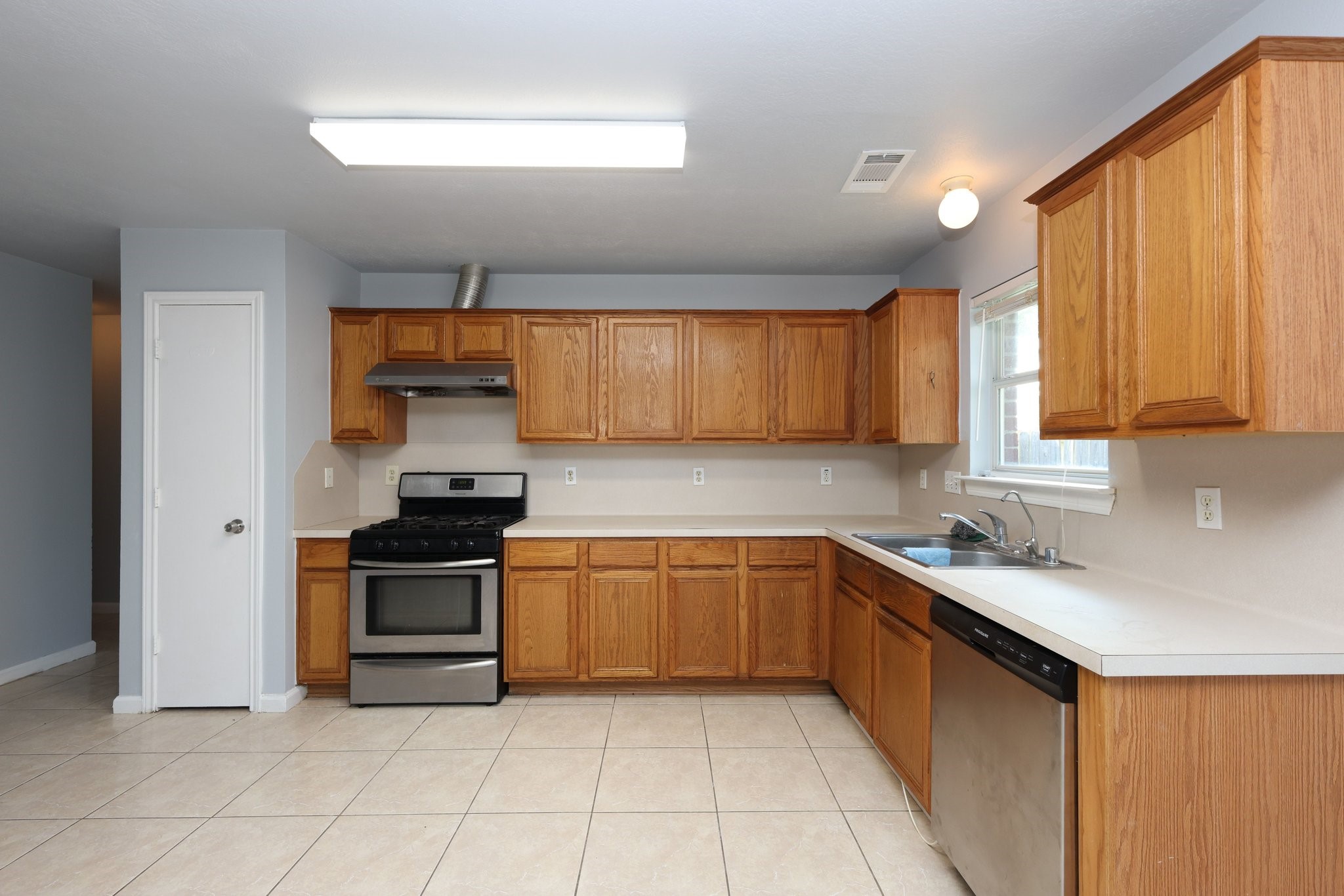 7430 Pouter Drive Property Photo 14