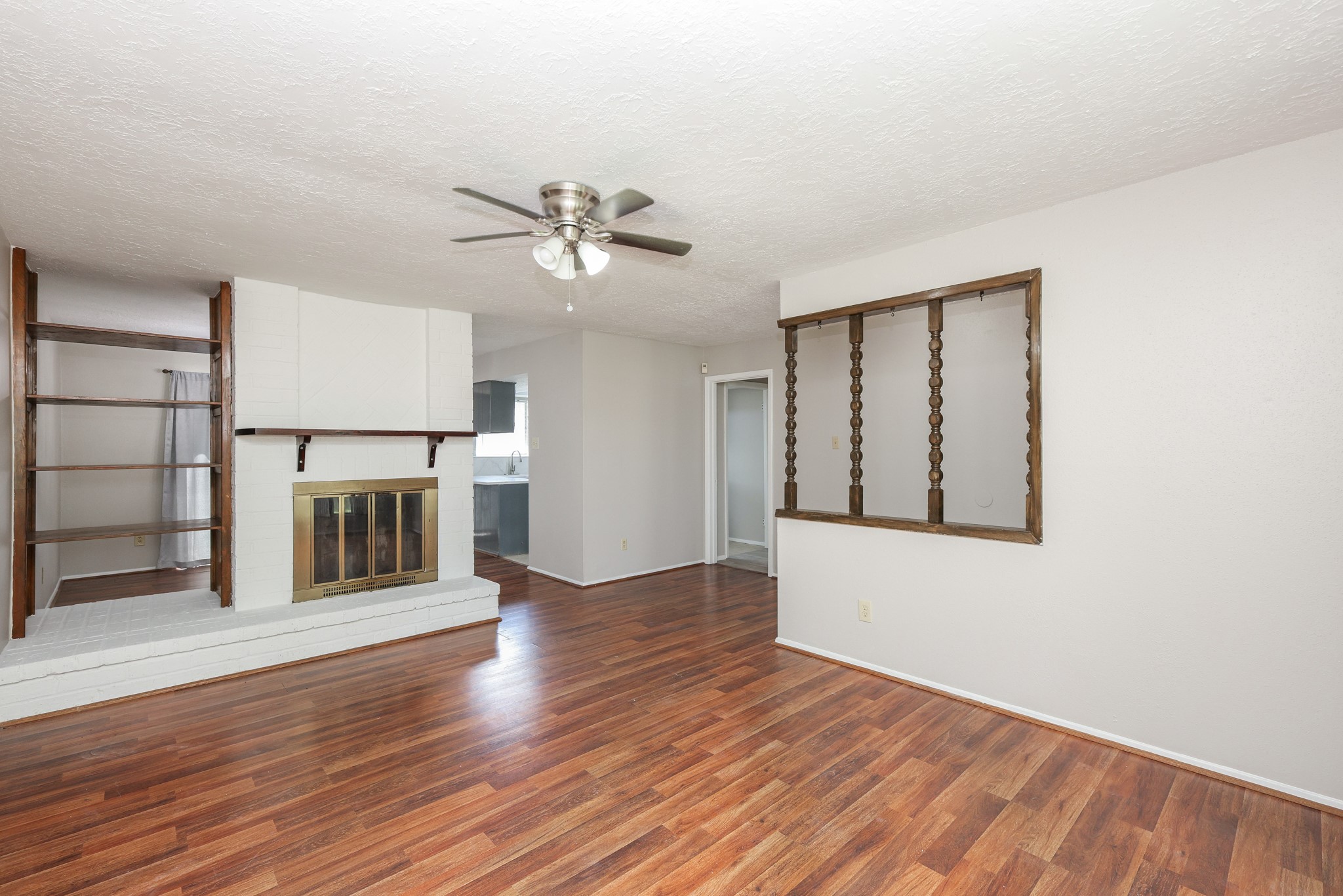 11938 Paramount Lane Property Photo 6