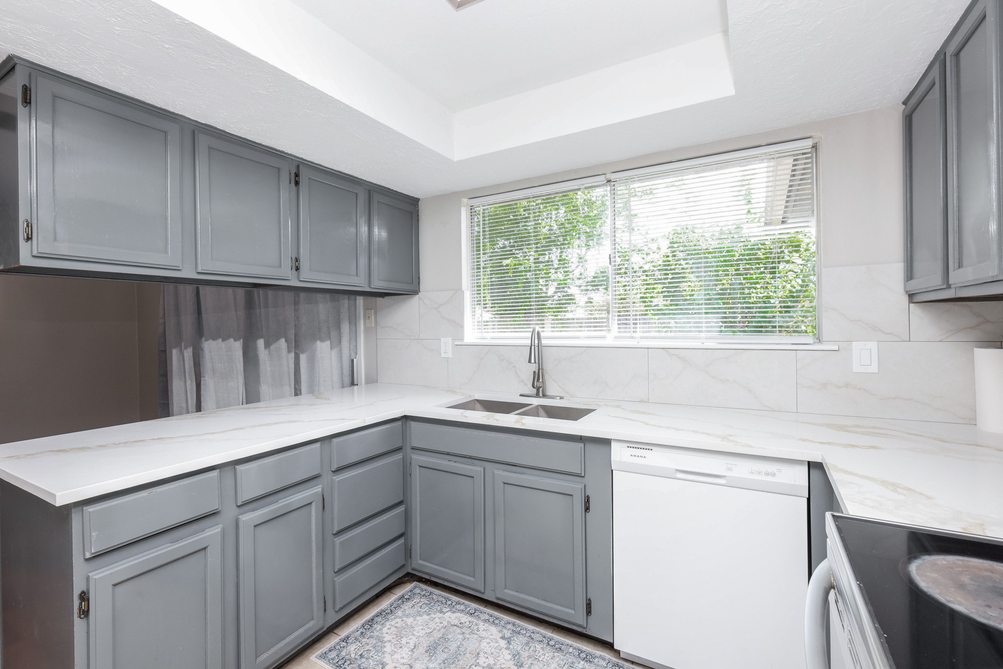 11938 Paramount Lane Property Photo 10