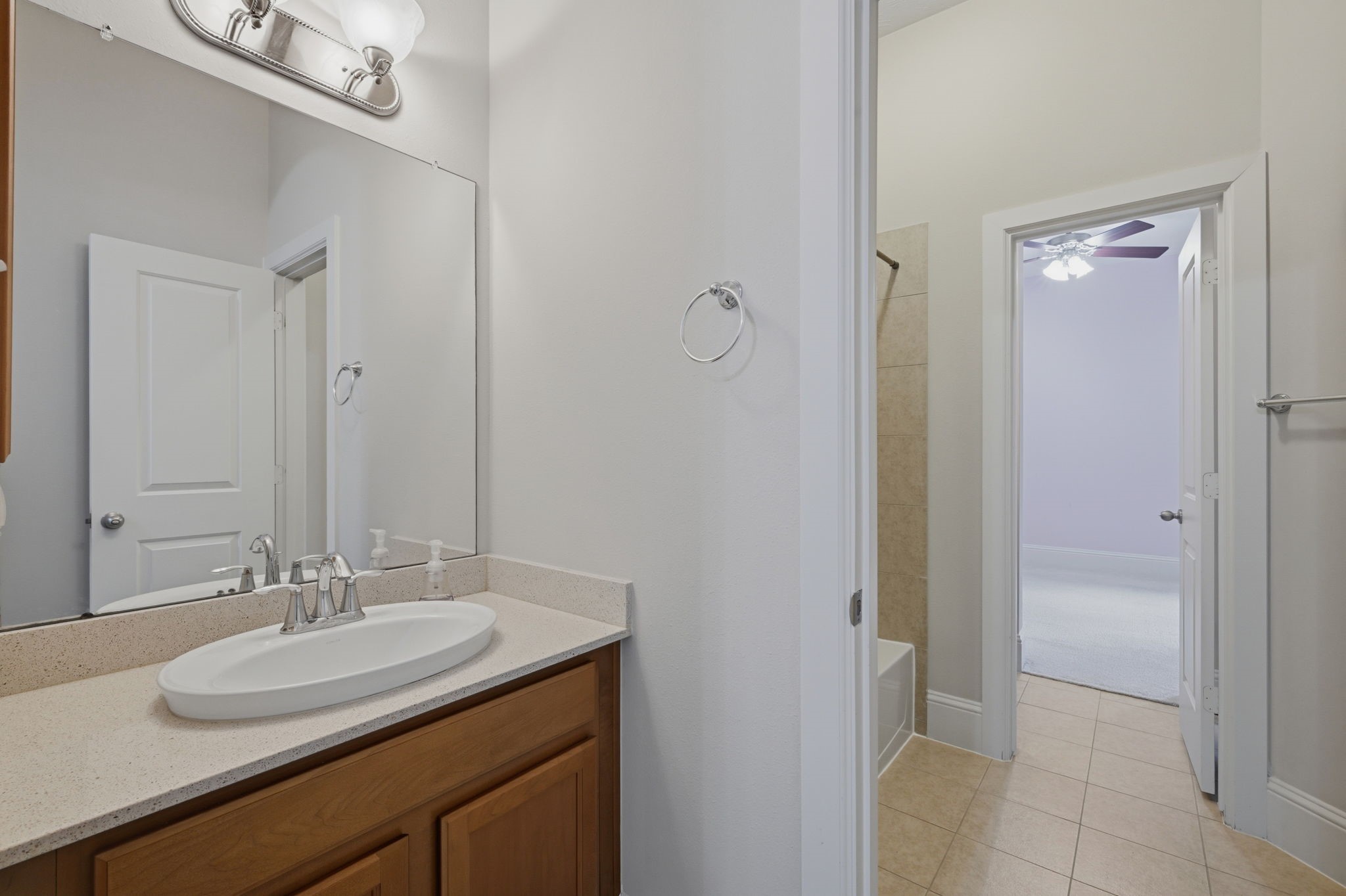 18714 Tupper Creek Court Property Photo 24