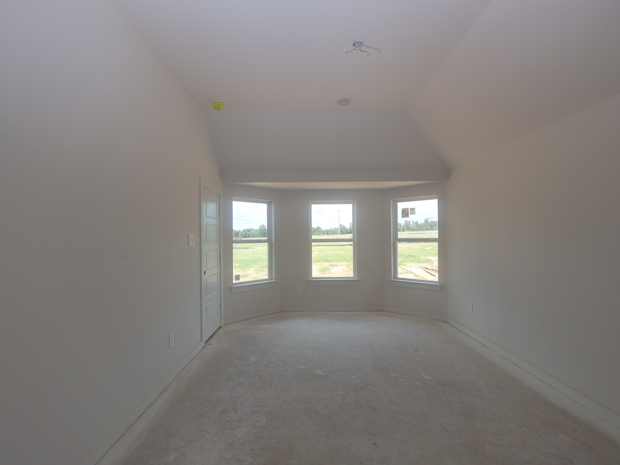 16838 Zavala Way Property Photo 8