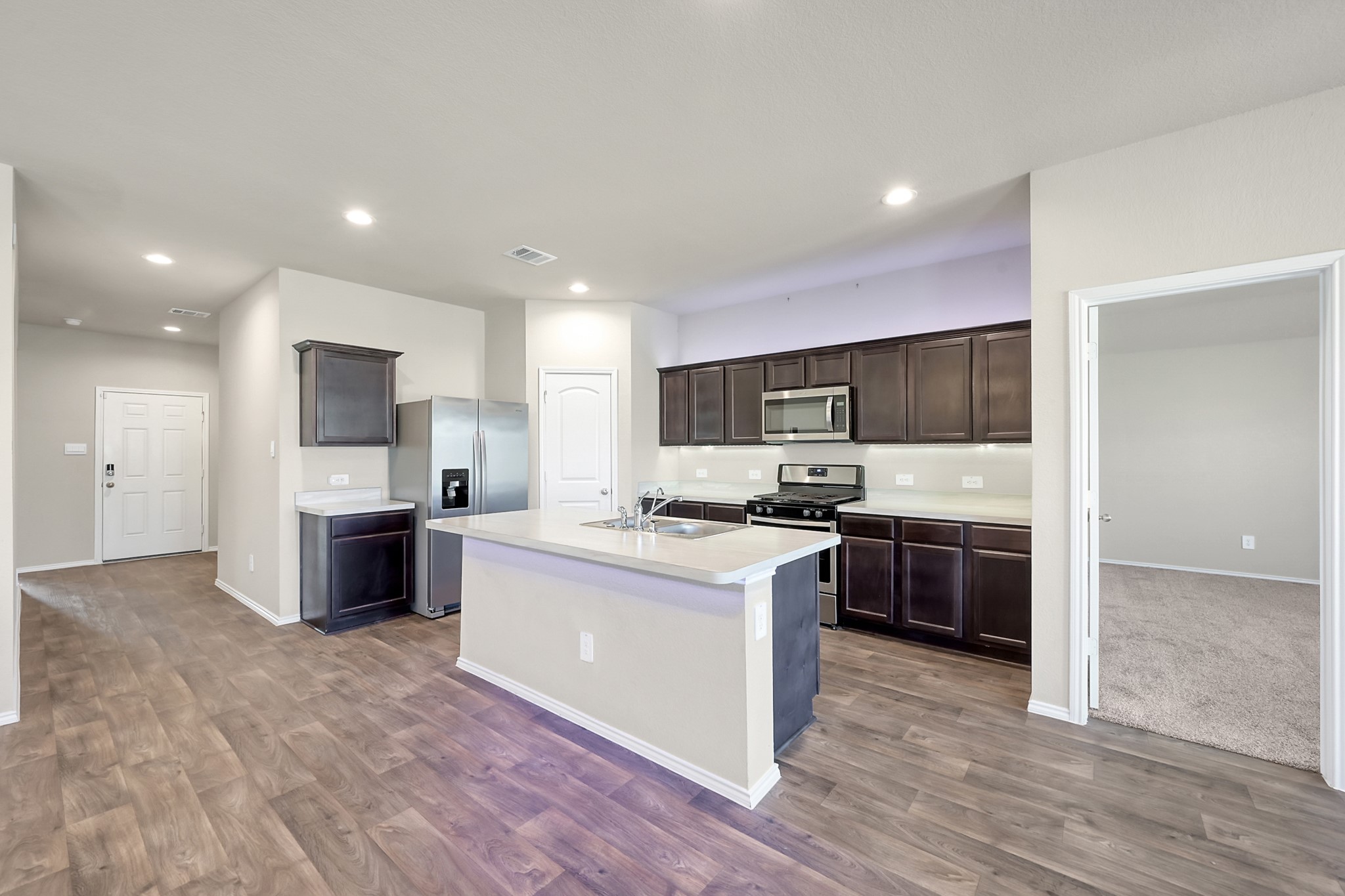 21331 Pine Mill Drive Property Photo 5