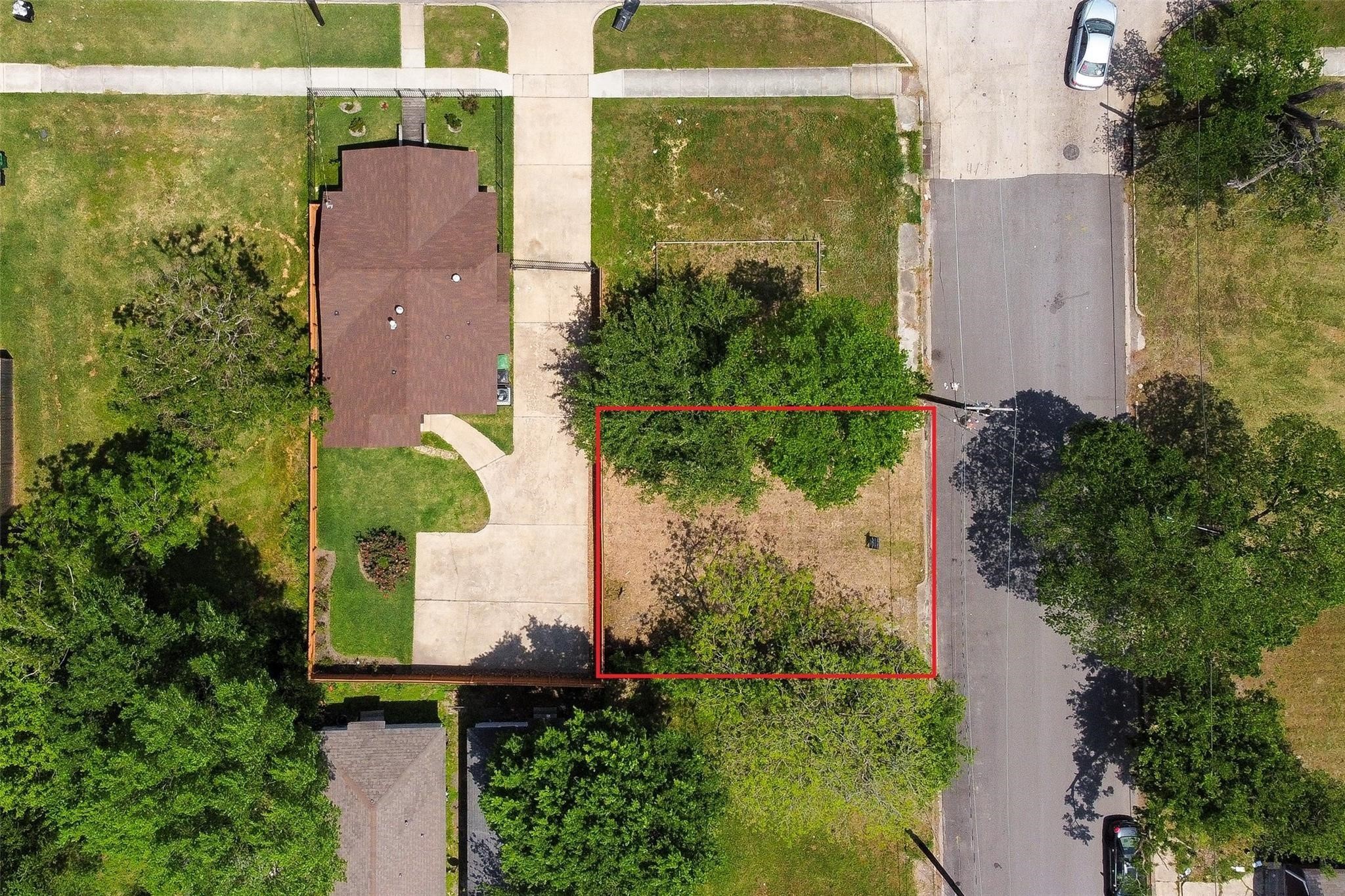 2604 Canfield Street Property Photo 5